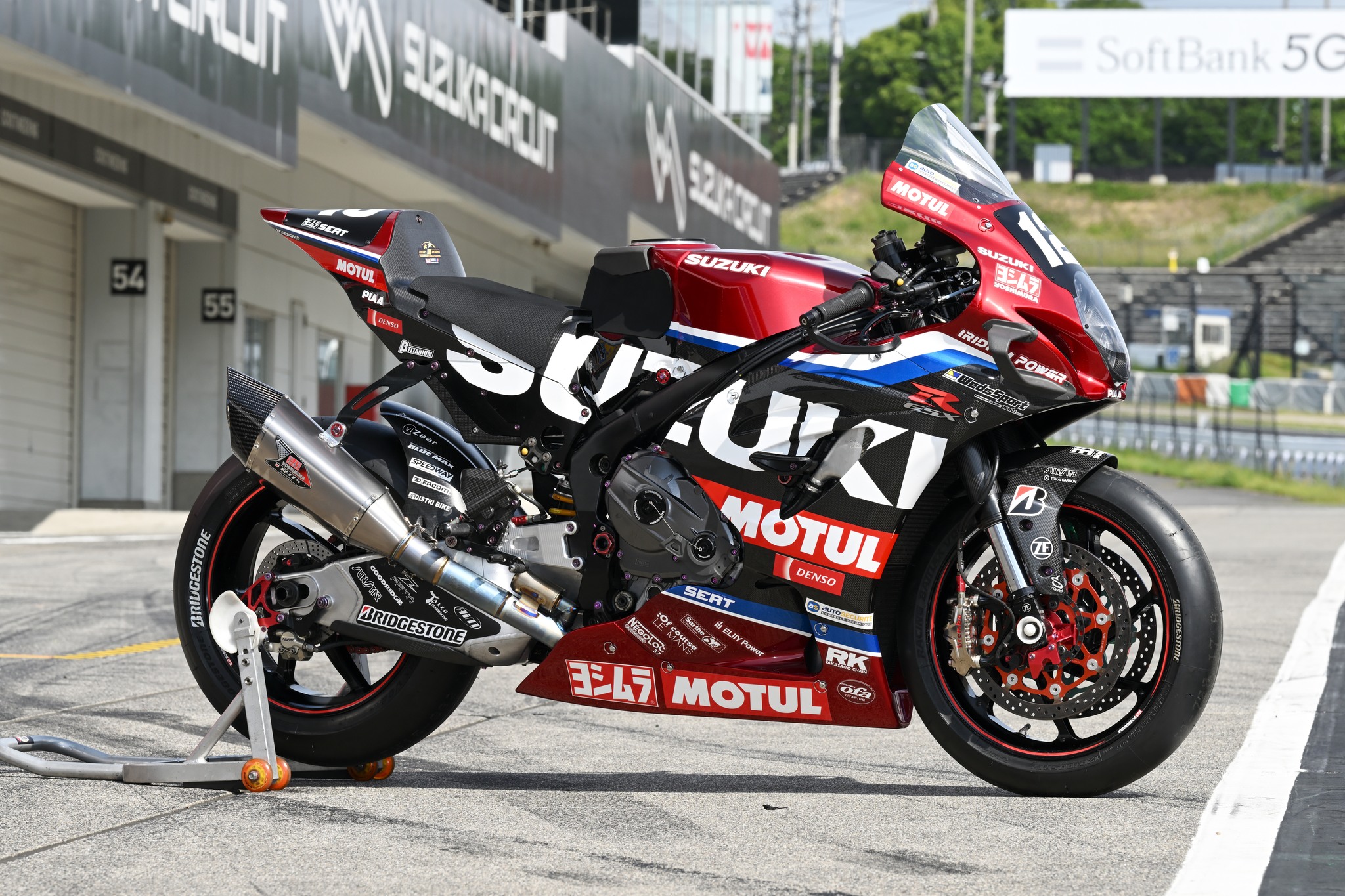 GSX250R Slip-On R-11/R-77S サイクロン 2023年式車両適合追加