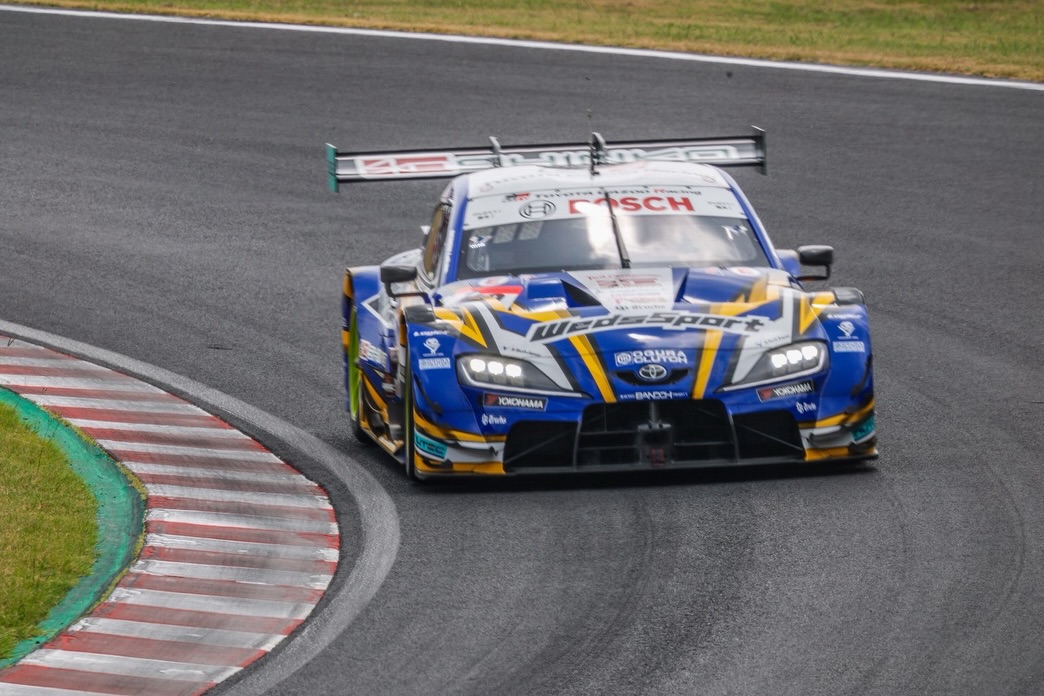 数量限定、WedsSport Racing Gals（南真琴さん、成沢紫音さん、有栖未