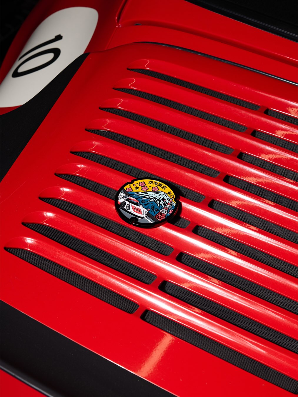 空冷東京 LUFT TOKYO leen customs ポルシェ　グリルバッジ Introducing our exclusive air-cooled grill badge, created for the