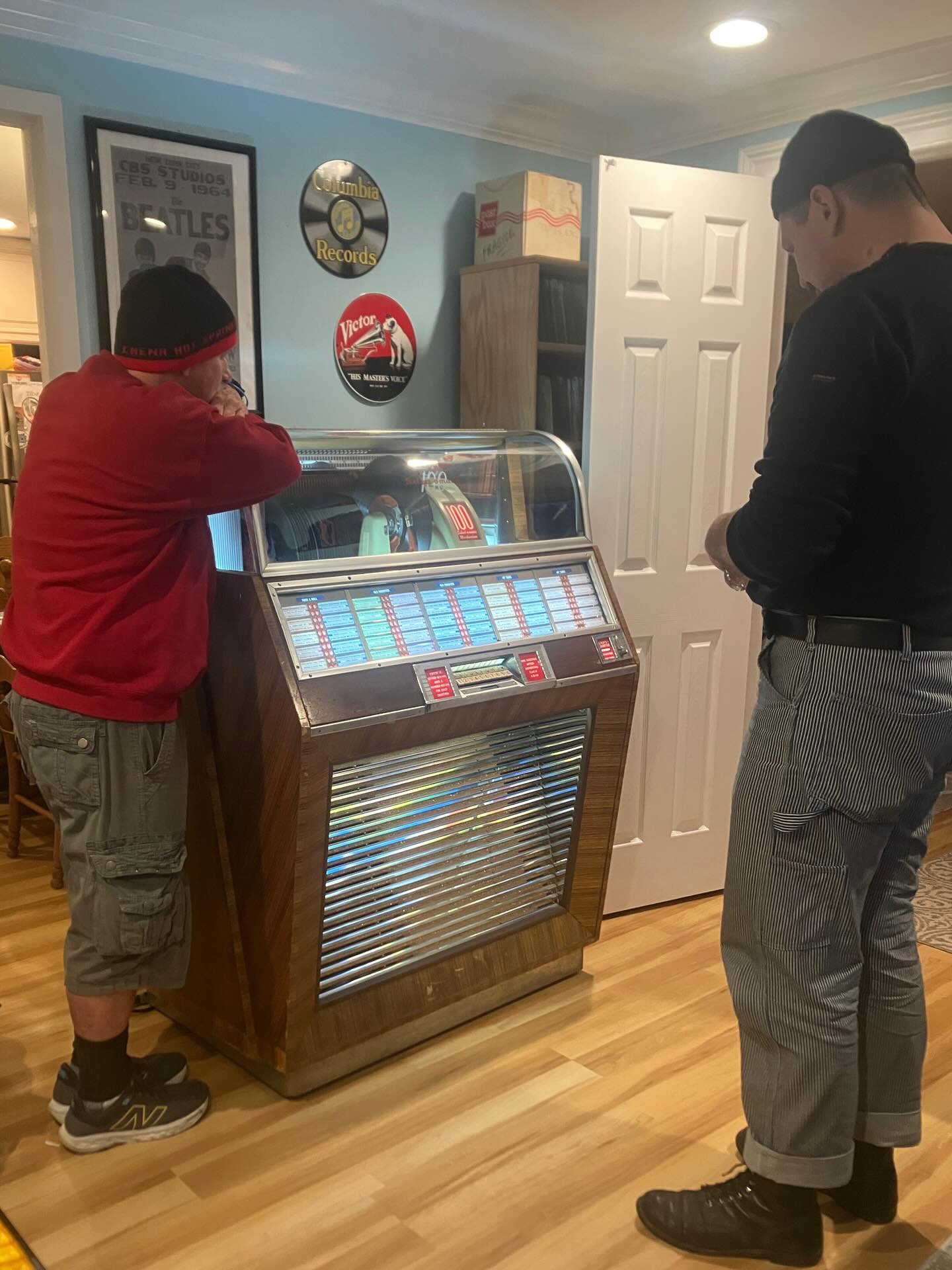 1948 Seeburg Select-O-Matic 200 home jukebox complete with