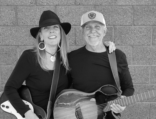 George & Georgia at Beatitudes Cafe