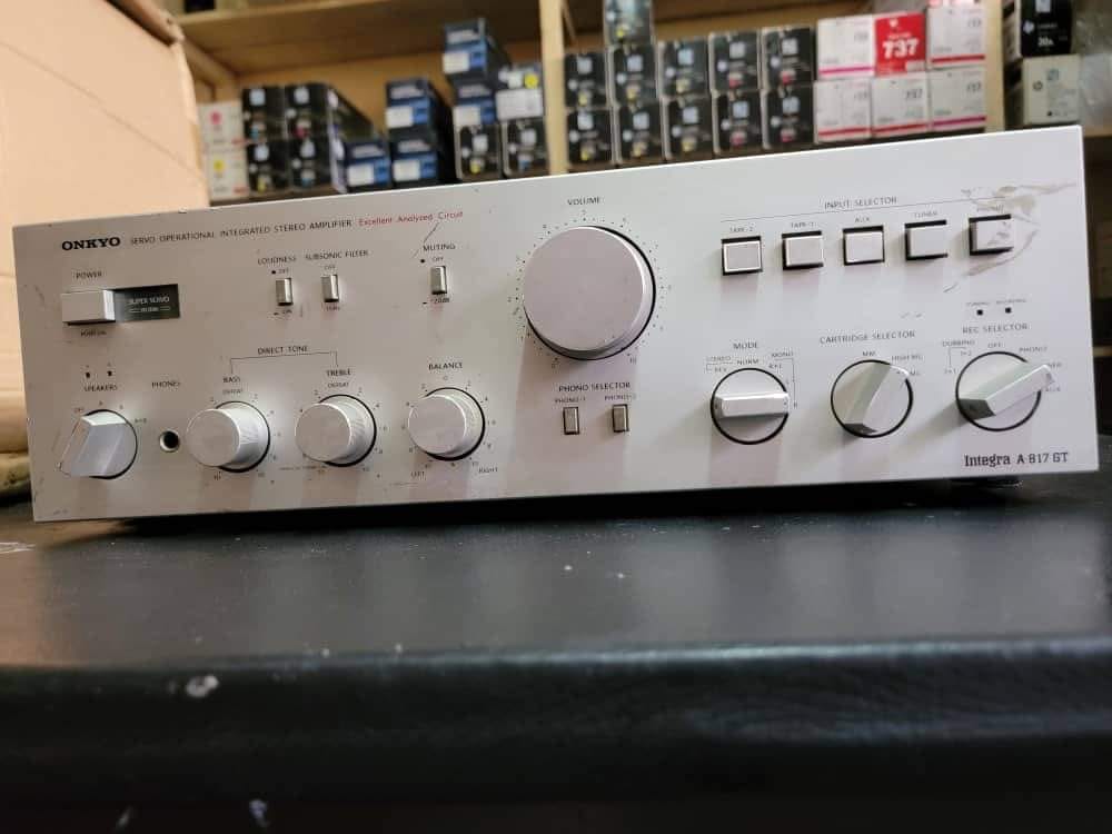 Onkyo integra A-817 gt, powerful machine and good quality sound.