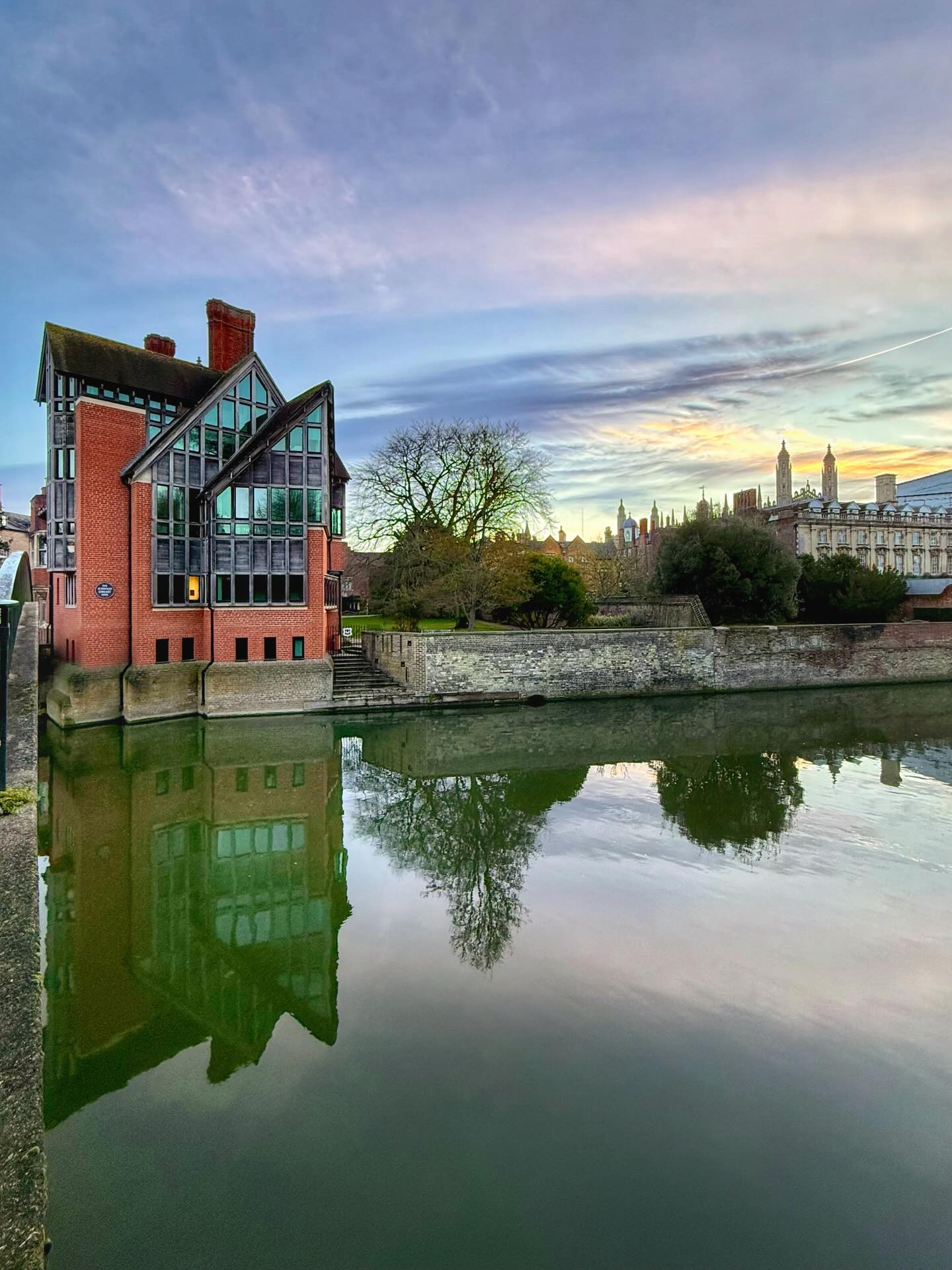 CamDiary - Cambridge has over a 100 libraries. Trinity Hall’s Jerwood ...