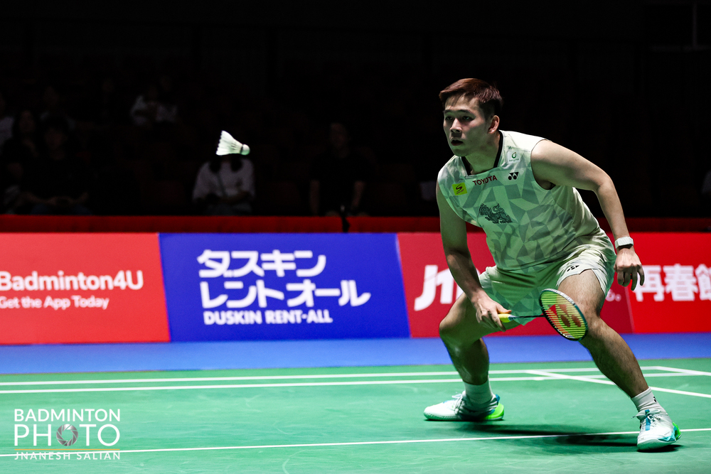 “View” Kunlavut puts on a strong performance, narrowly defeating his Indian opponent to advance to the second round of the Japan Open badminton tournament