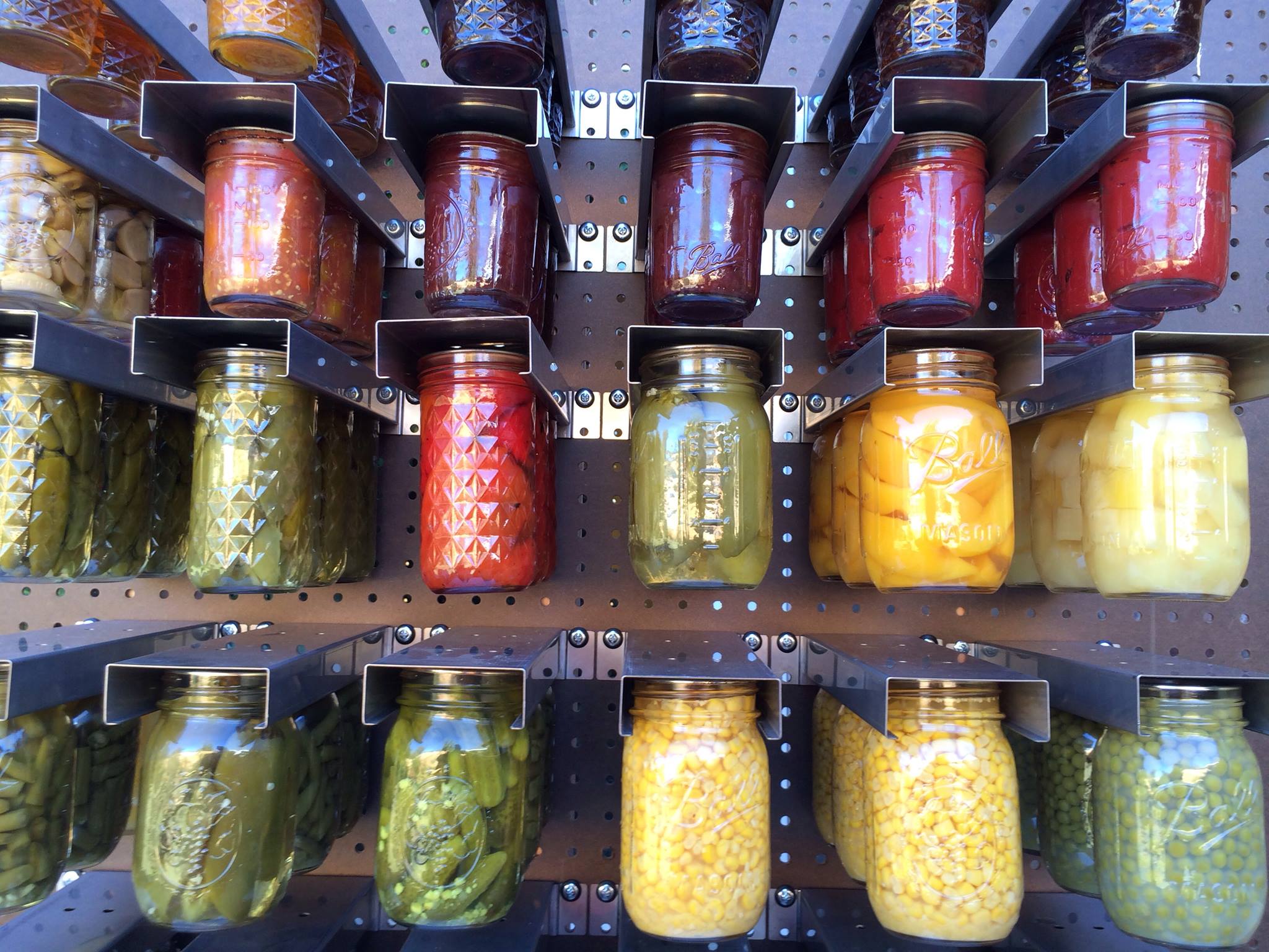 Otter Lab - Mom's Mason Jar Rack