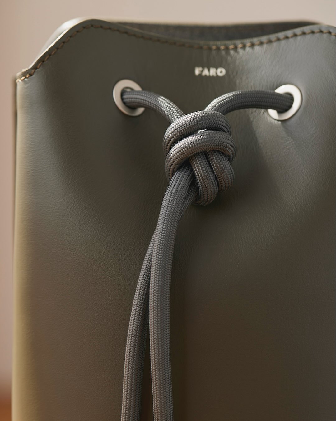 バッグ　セージ 極美品！FARO Cartello
