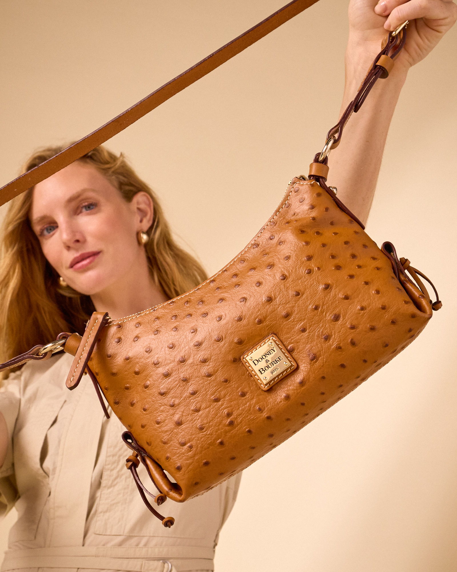 & 【Dooney Bourke】バッグ＆財布　2点まとめて
