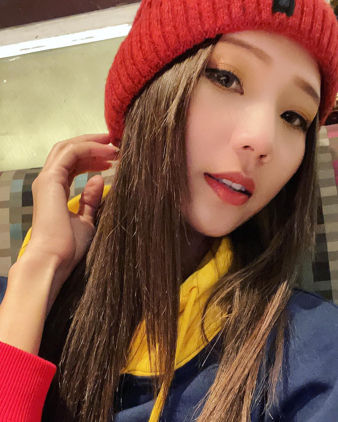 黃韻霏Anita - 拆彈專家2真的好好看 但不知道是不是我哭點太低 出電影院後還一直掉眼淚... | Facebook