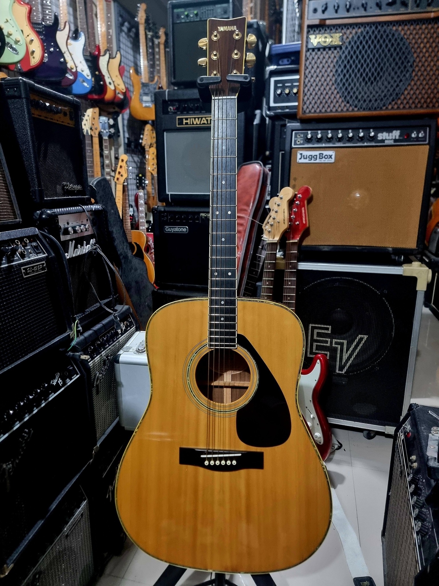 Vintage Yamaha FG300D for sale in Laguna
