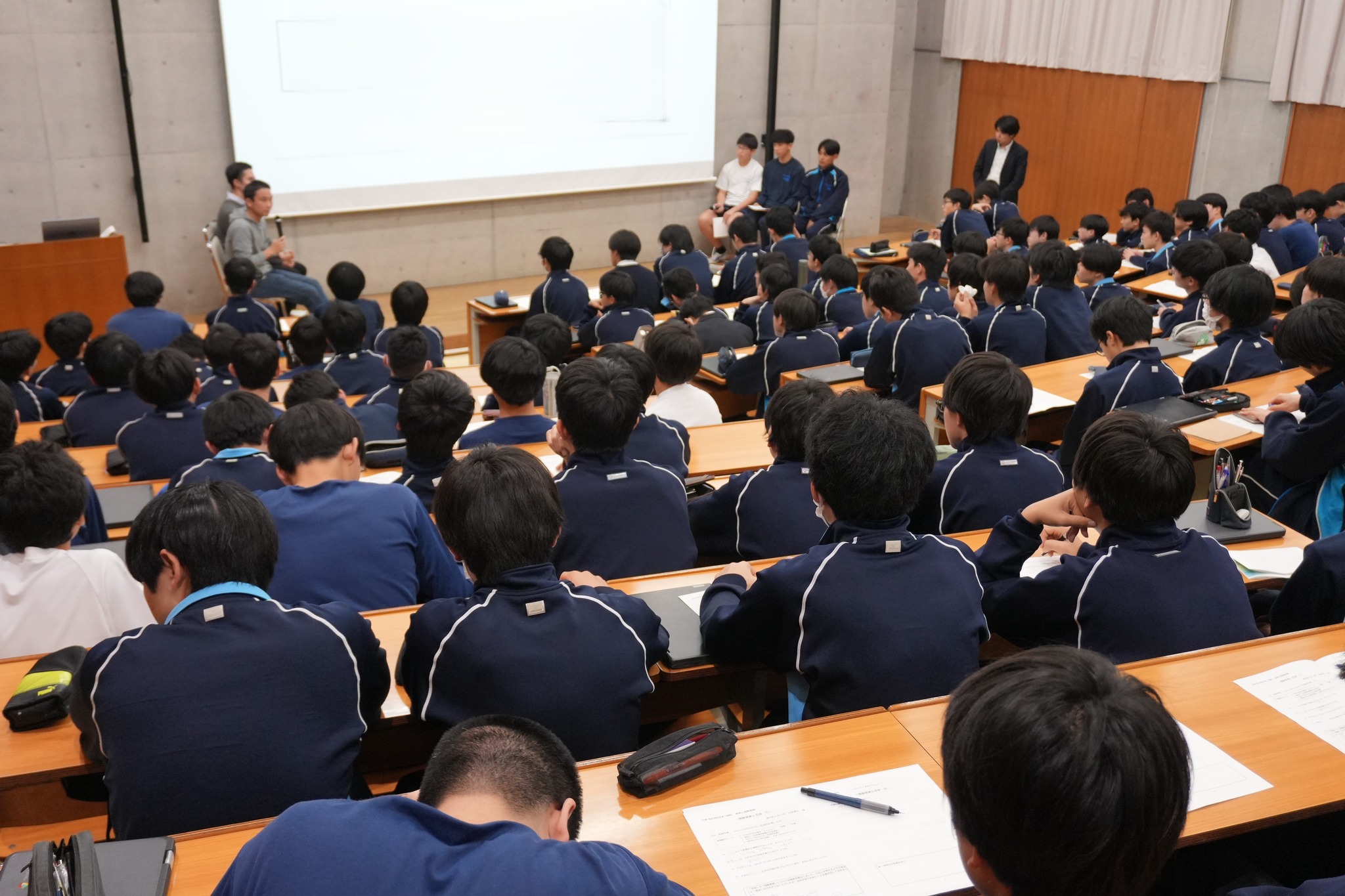 サレジオ学院中学校高等学校 - サレジオ学院中学校高等学校 added a