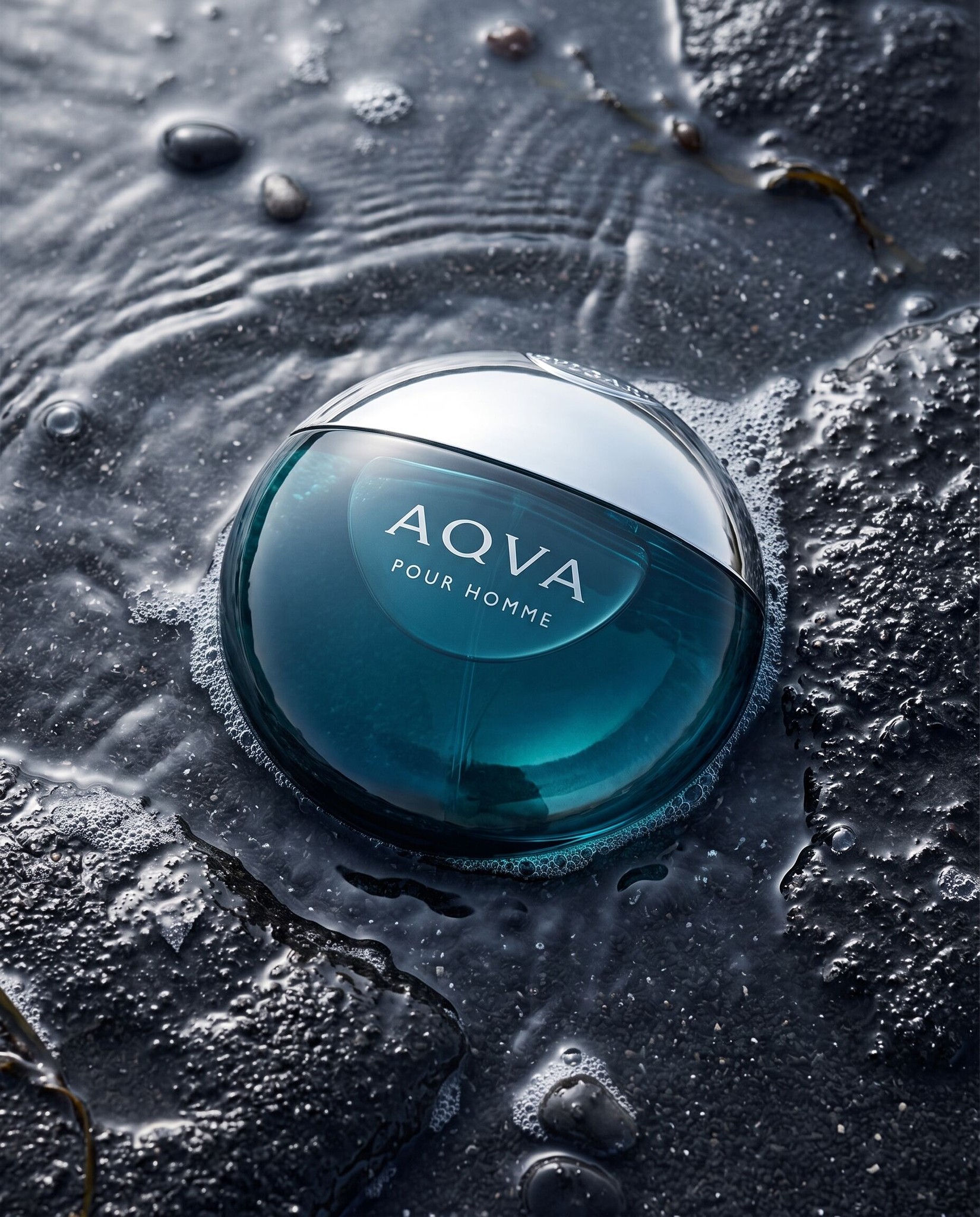 Aqva Pour Homme by Bvlgari captures the sea at first light: marine