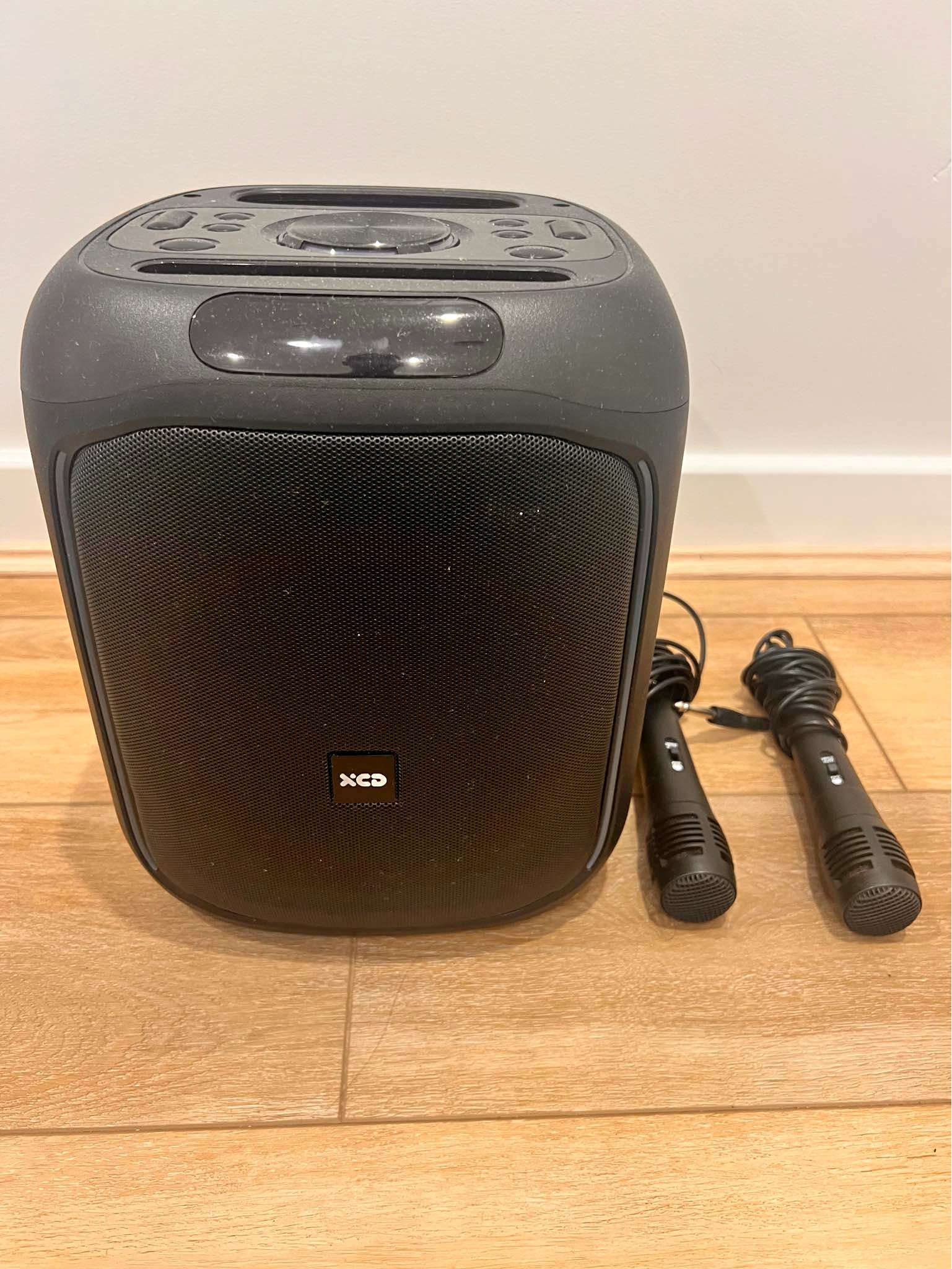 XCD Party speaker karaoke machine with microphone - Karaoke Systems ...