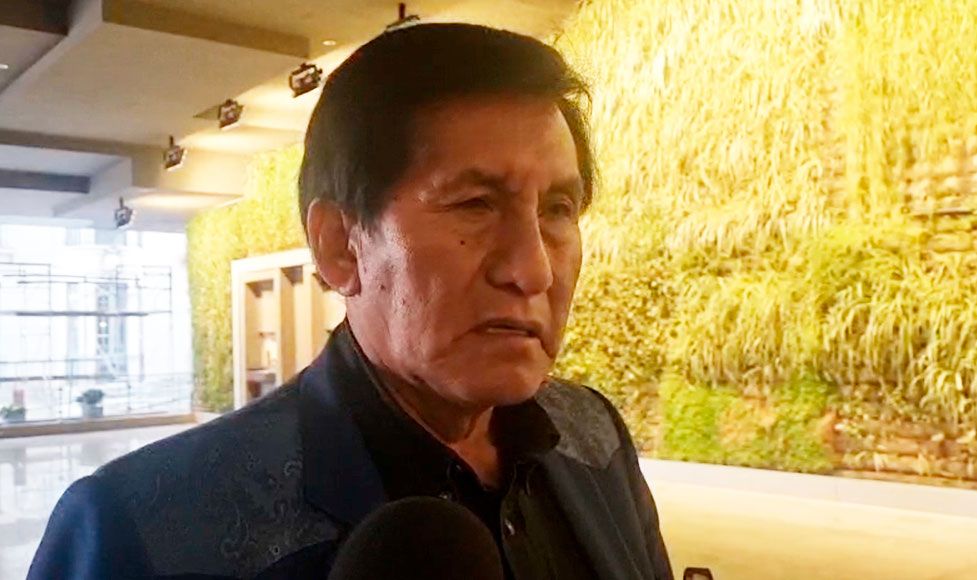NOTI RIBER 1 - Ajpi dice que a Evo le queda entregarse y... | Facebook