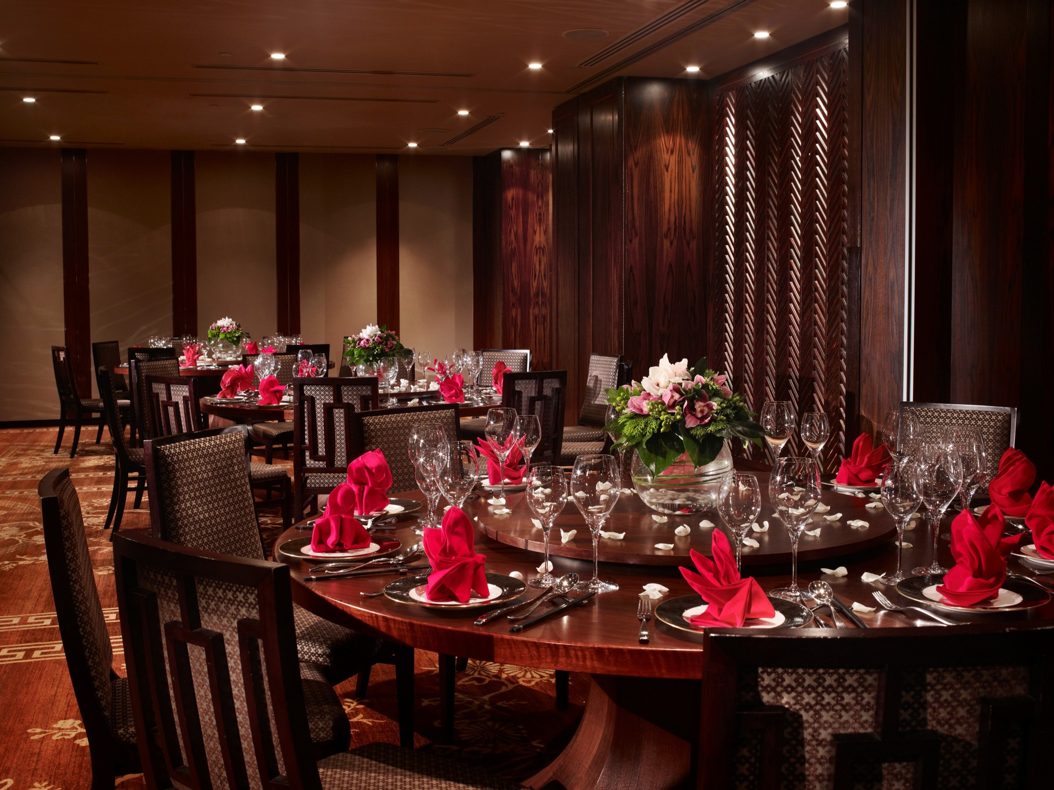 Begin your new chapter with an elegant wedding reception at Hai