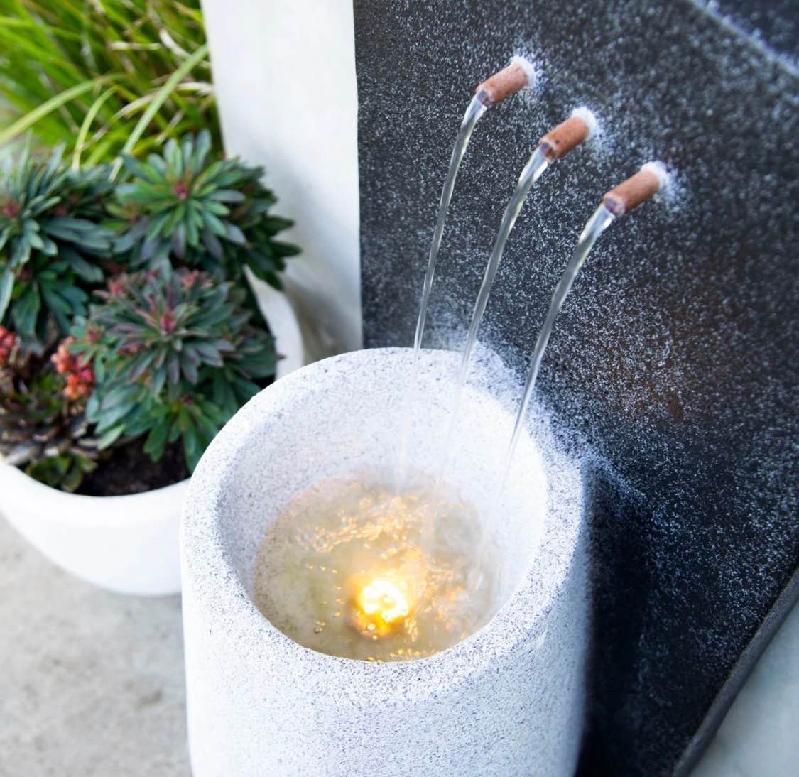 ( Fountain ) Water feature , just out of box ,change mind selling only ...