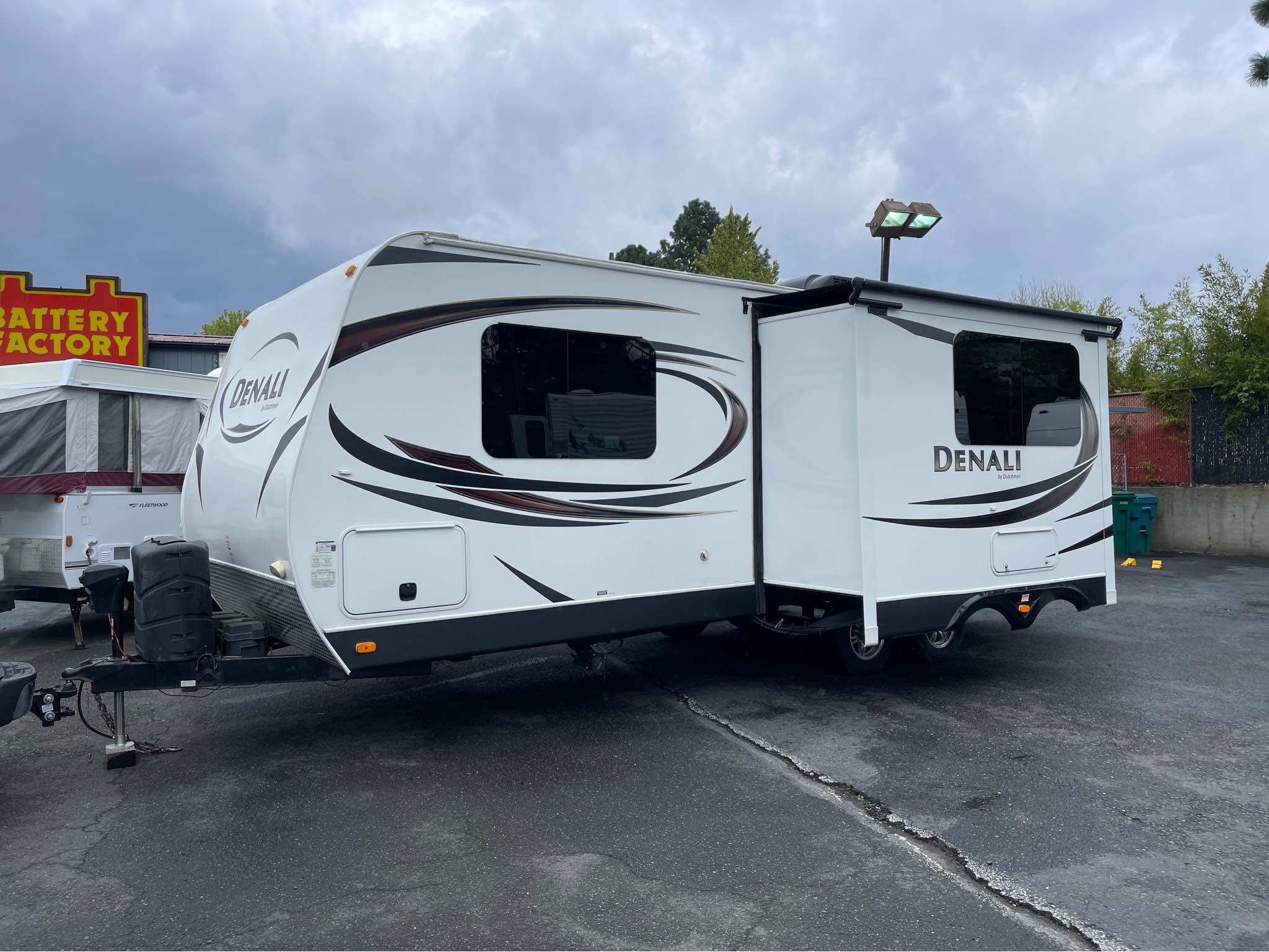 2014 Dutchmen denali 246rk-m all weather pkg