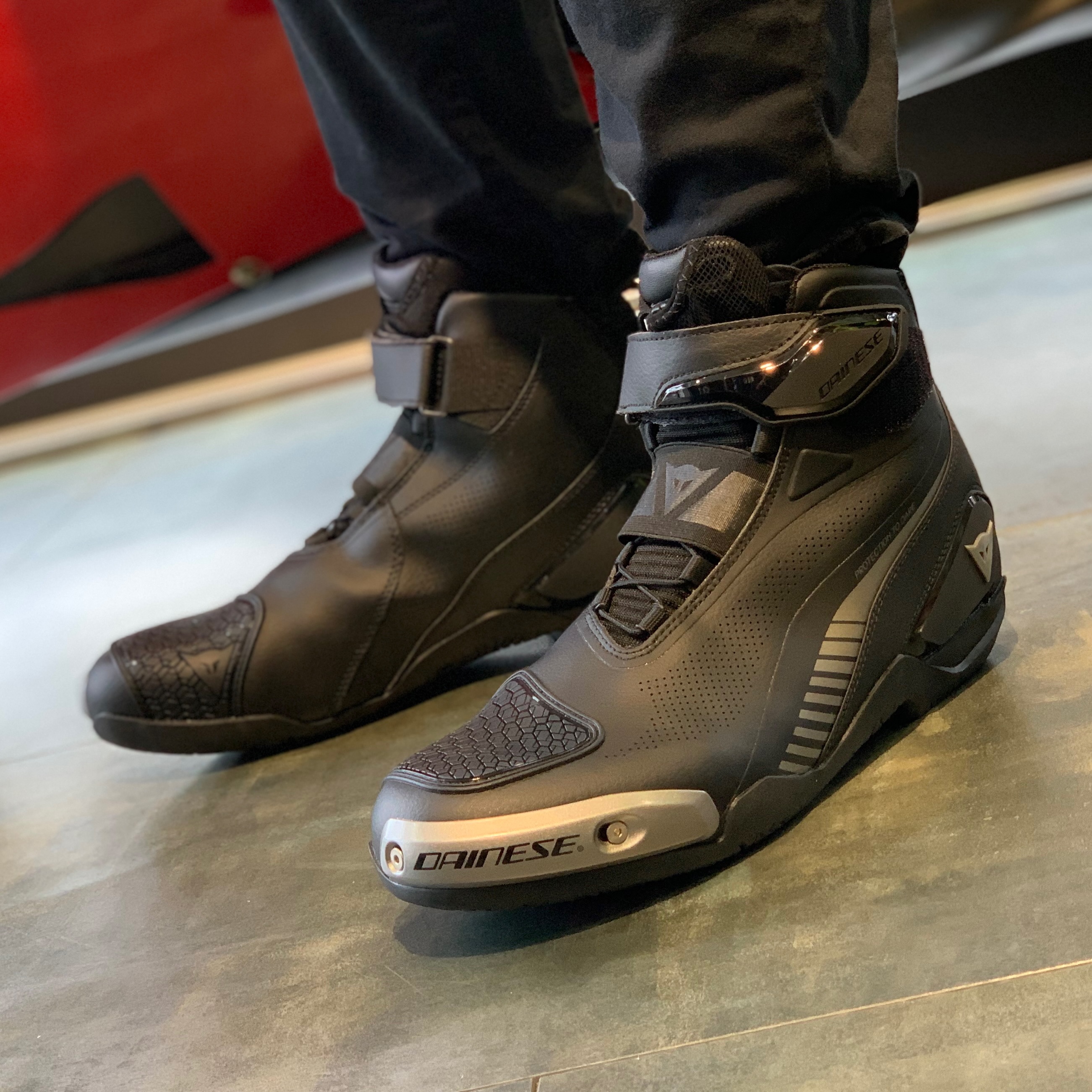 Dainese - Dainese added a new photo — at ダイネーゼ 世田谷