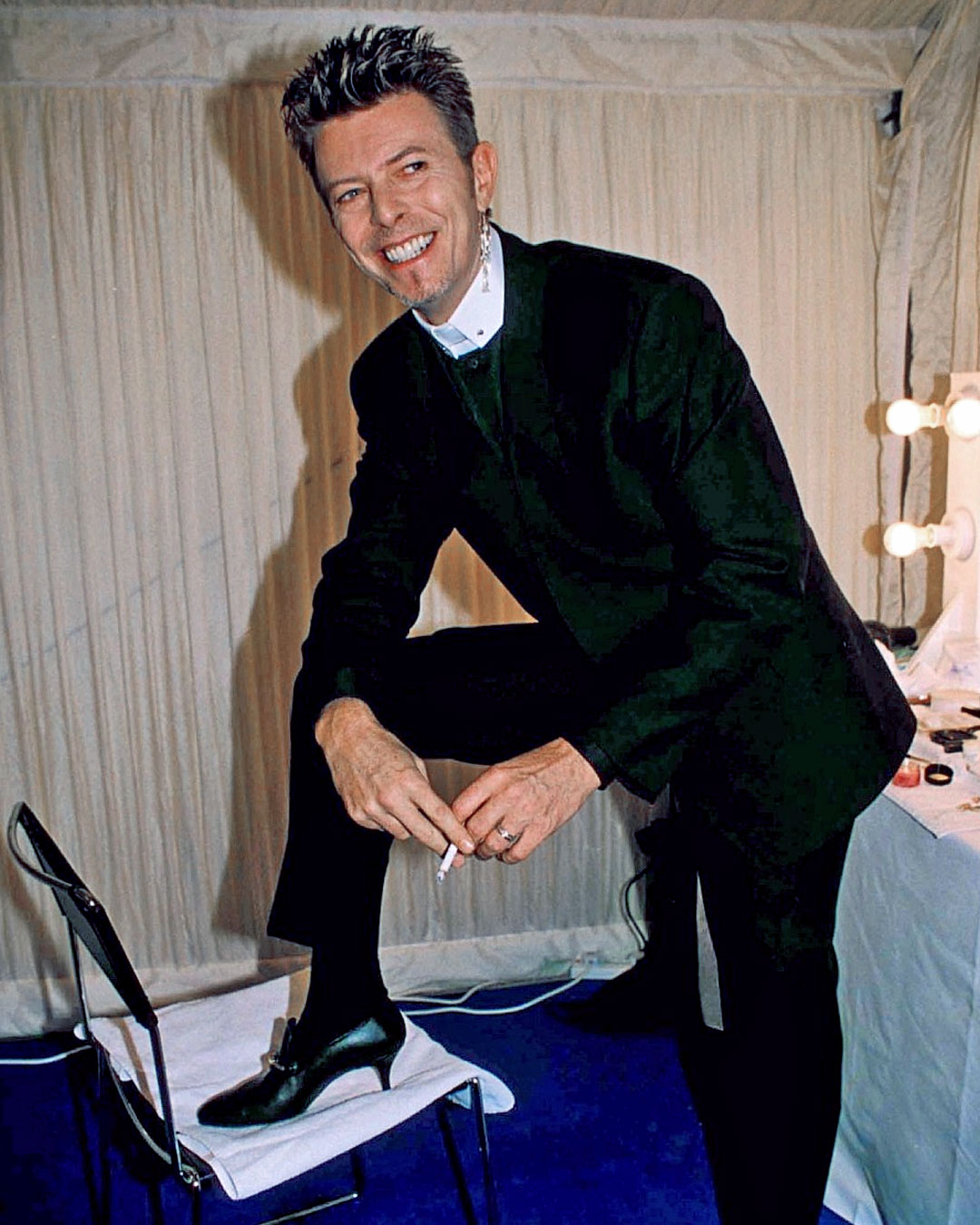 David Bowie - BOWIE LIVE AT BRITS '96 30 YEARS AGO TONIGHT... | Facebook