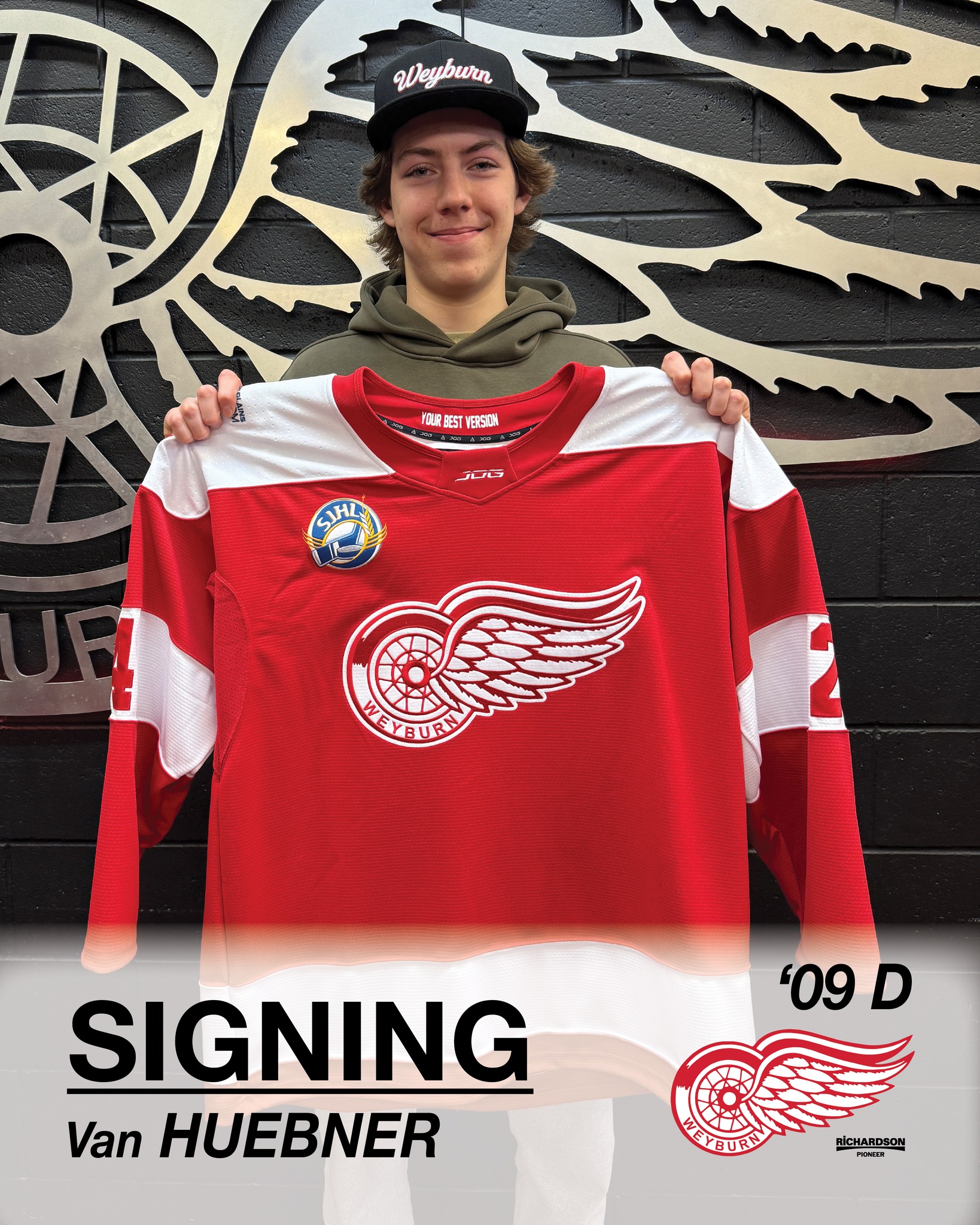 Weyburn - 📝 SIGNING ALERT 📝 The Red Wings are extremely excited to ...