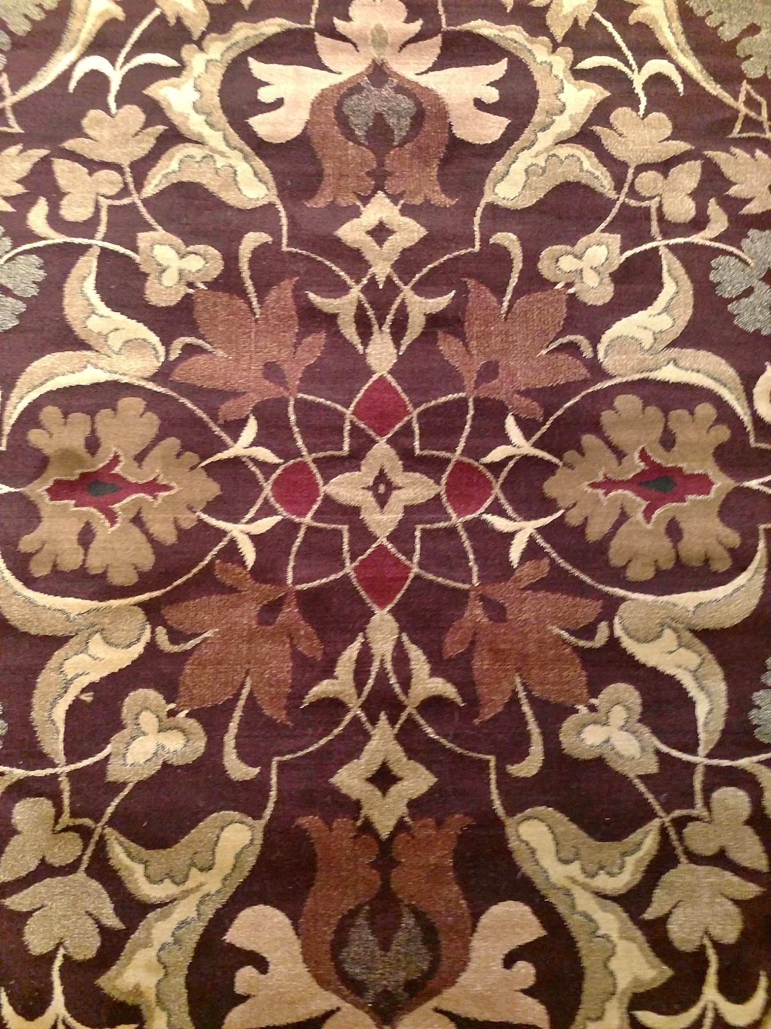 Persian style rug NEW 9' x 12 ' Nadeen by Mystique with tag still on it ...