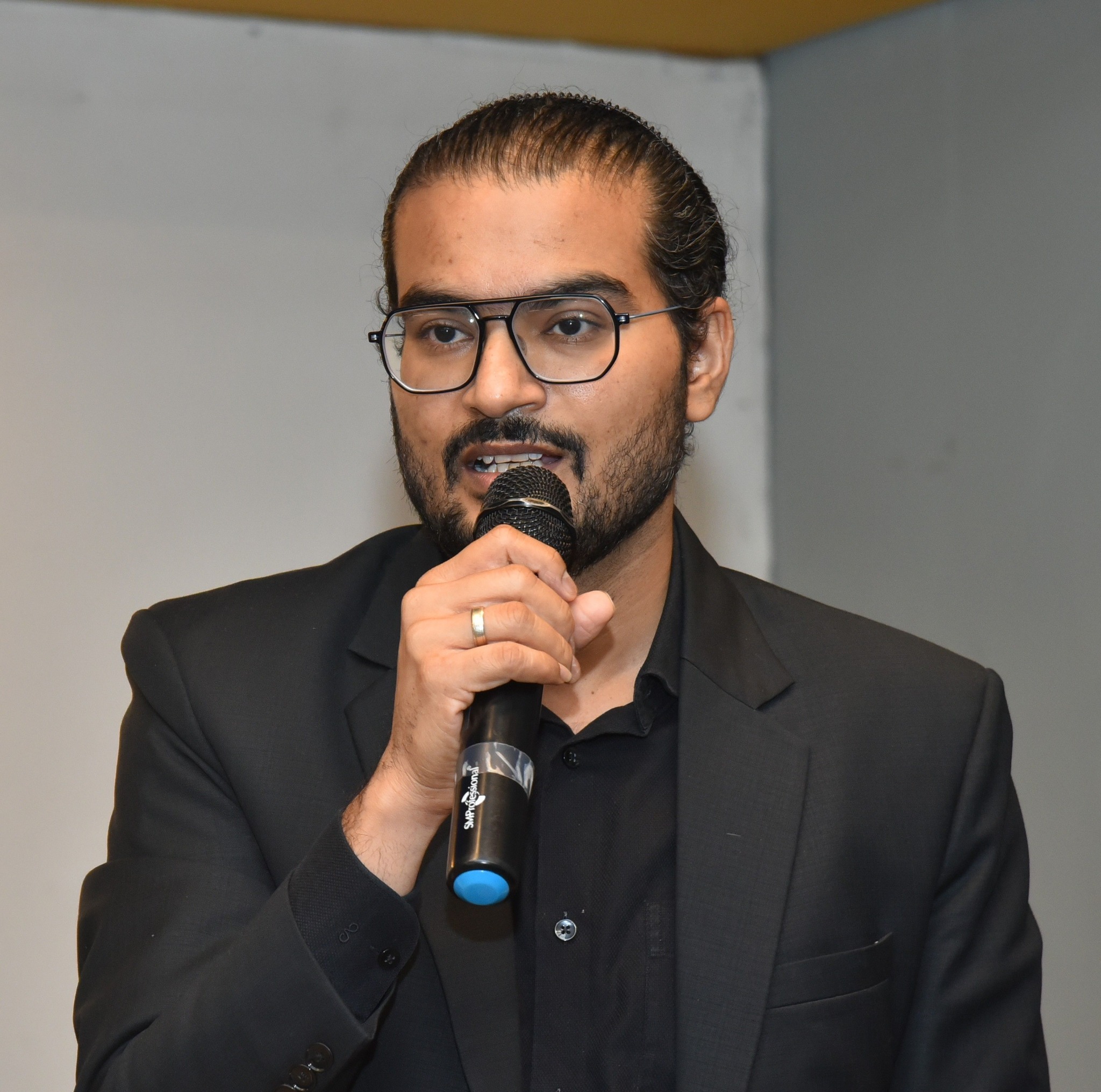 Agar aapke parents ya elderly family member kabhi kehte hain — “Mujhe ...