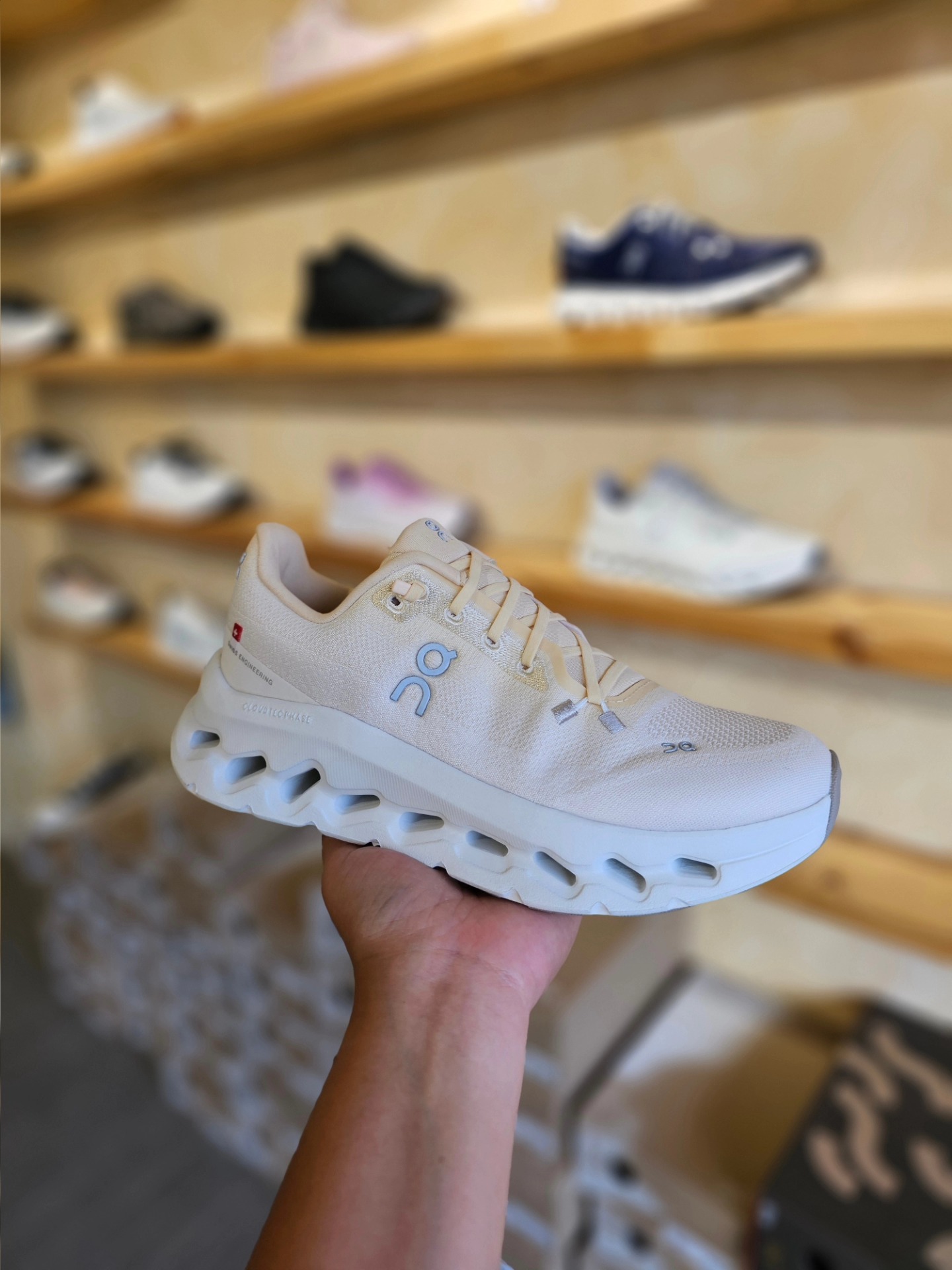 unboxd.it - Available in-store & online ? On Cloudtilt Blonde Dew 