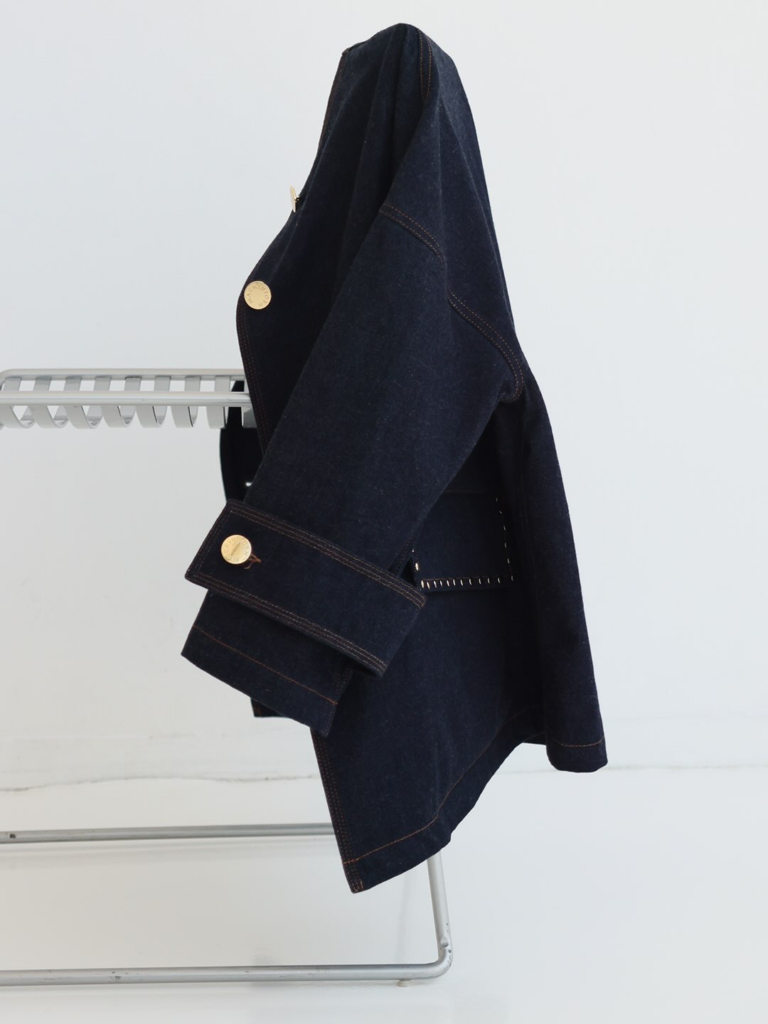 新品未使用即日配送MACKINTOSH Exclusive HUMBIE26ss 𝗠𝗔𝗖𝗞𝗜𝗡𝗧𝗢𝗦𝗛 𝗲𝘅𝗰𝗹𝘂𝘀𝗶𝘃𝗲 ポケットにスタッズを施した