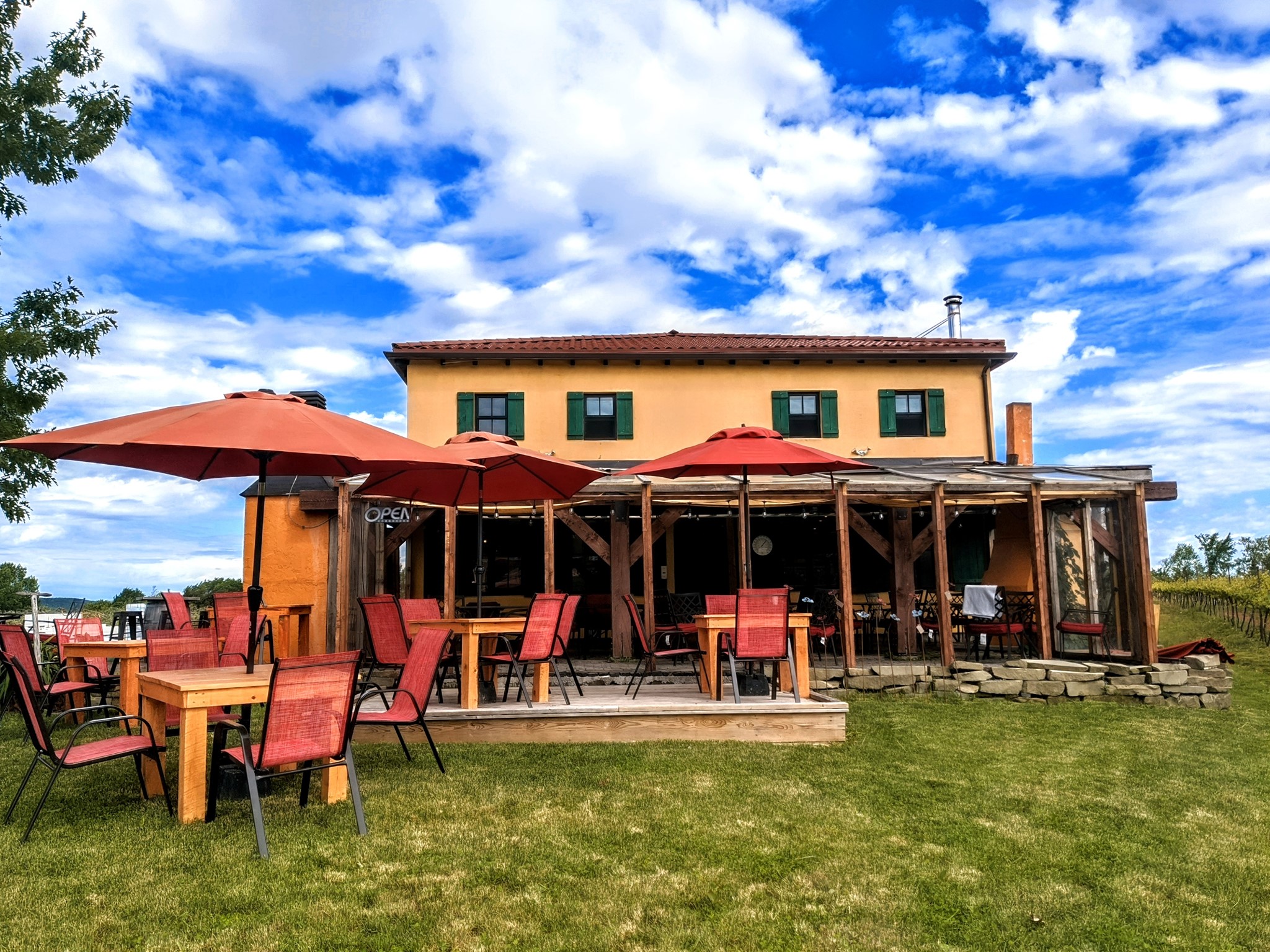 Bent Ridge Winery - Home