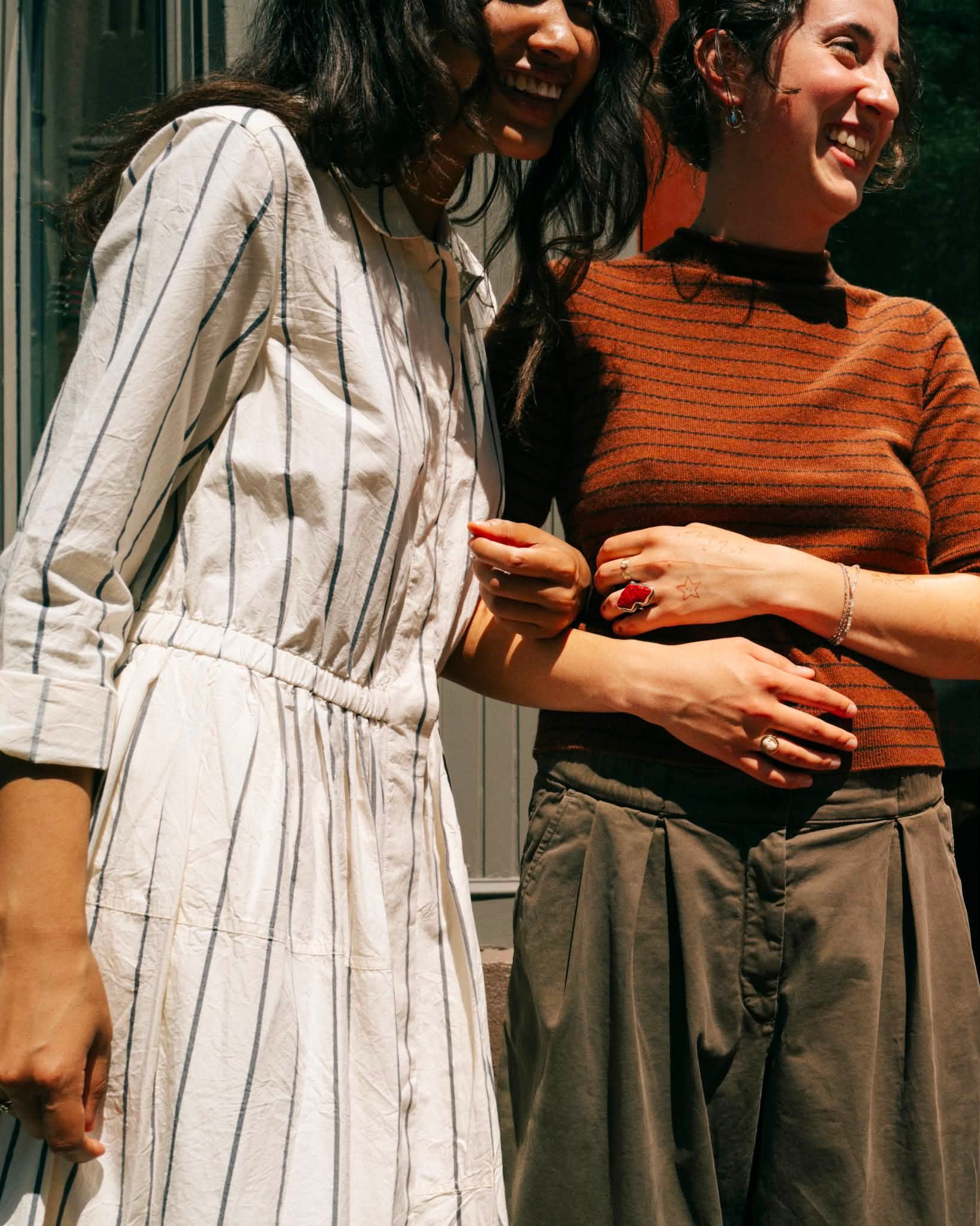 commando denim dress Do It All Pleated Midi Skirt in Solid Indigo, Size XS Bohio Men's Cotton Spandex cat:MothersDay Color:Burgundy Suede Whether you’re heading to