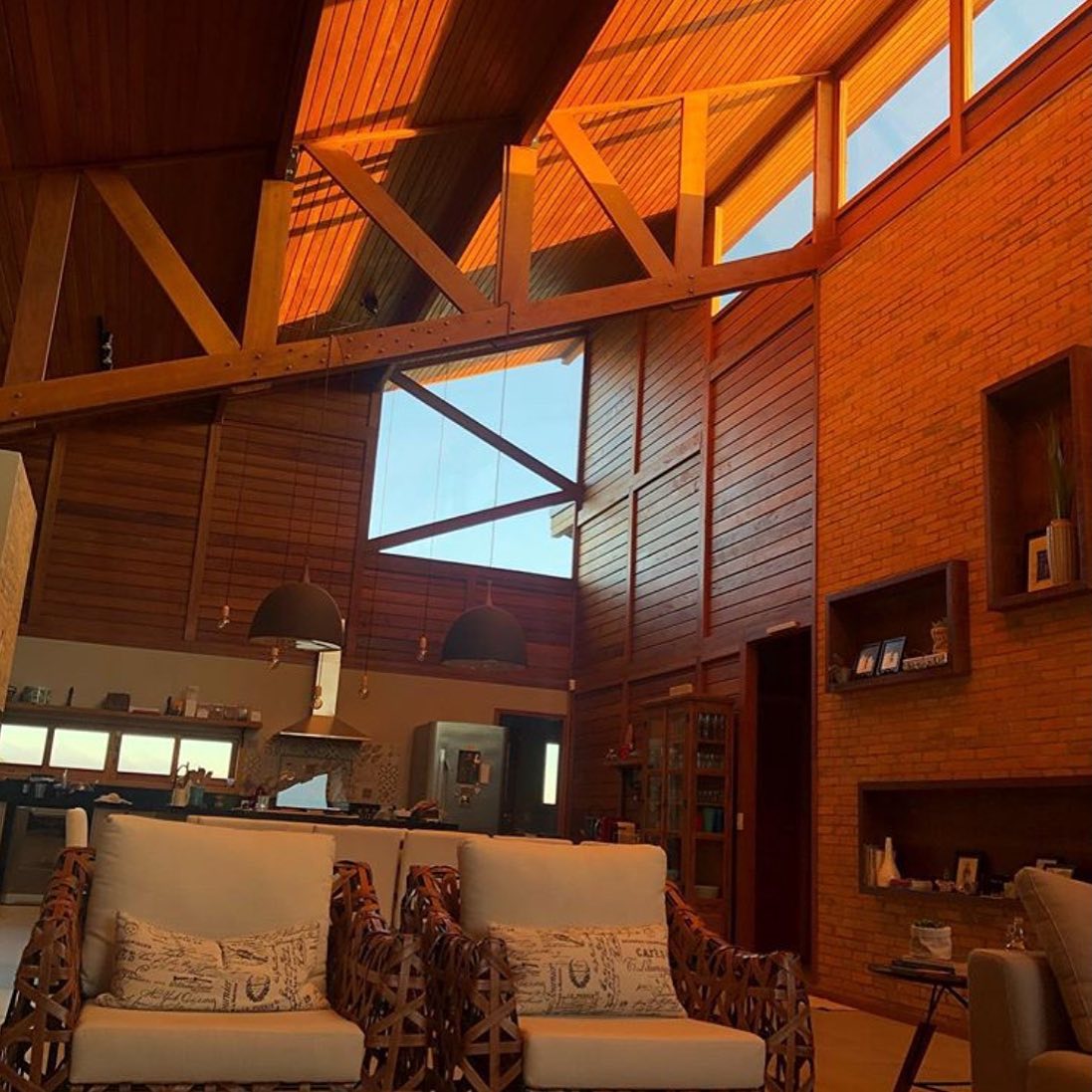 Helaine Pinterich Arquitetura & Interiores | Curitiba PR