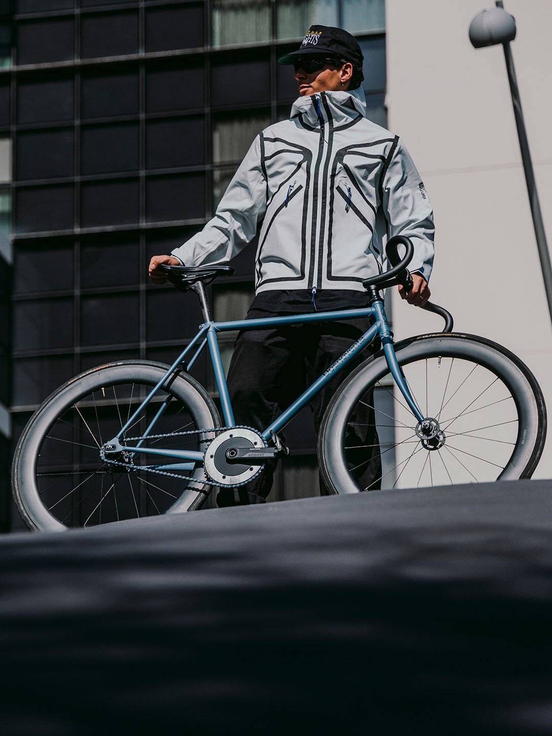 Dosnoventa - Neo Tokyo is here 🎌!! Our flagship frame set model