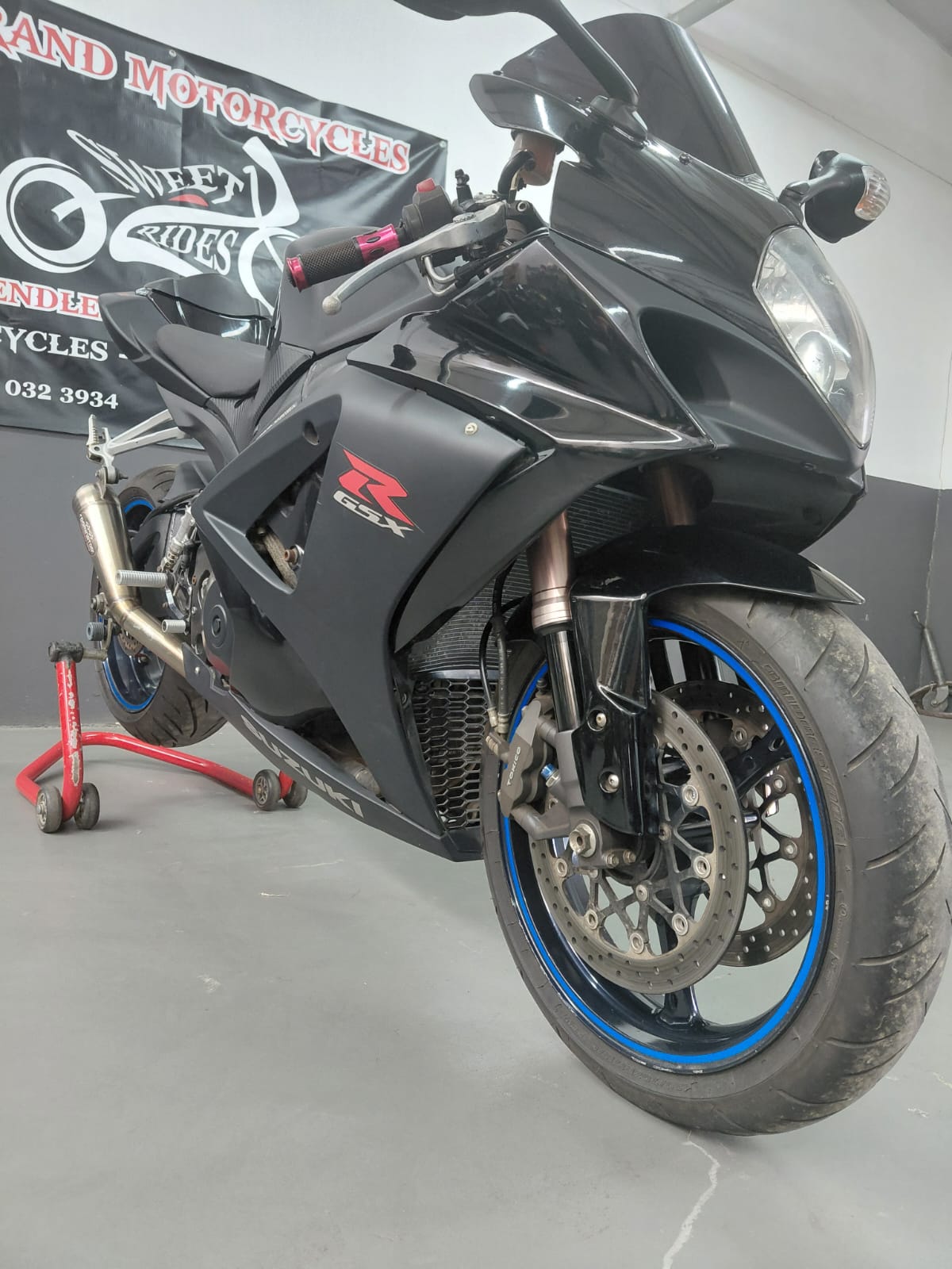 NEW ARRIVAL!!! SUZUKI GSX-R 1000 K8 2008 MODEL REGISTERED 2012