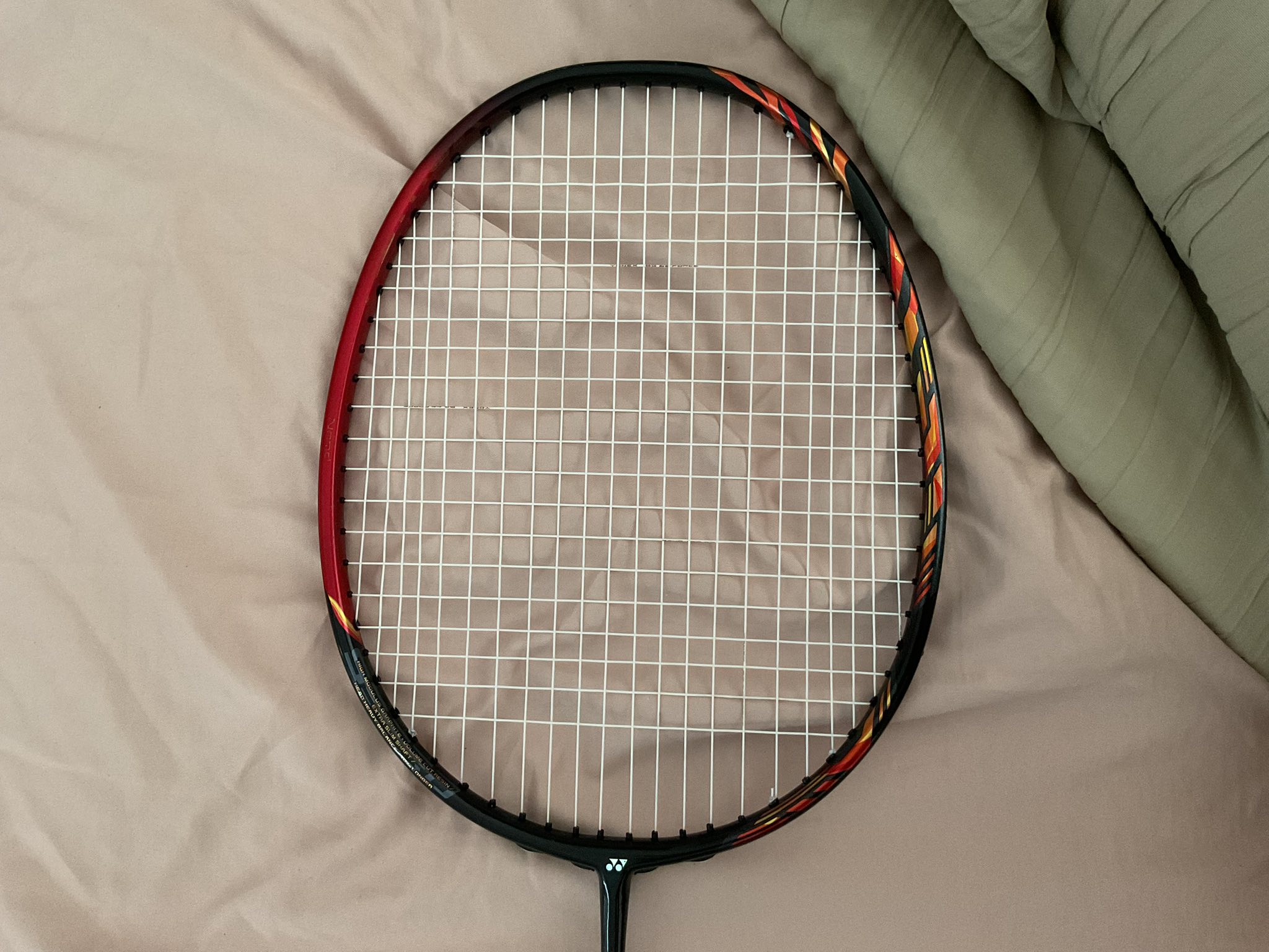 ラケット ASTROX 99 PRO 3UG6 + bg66 ultimax ASTROX 99 PRO – Yonex