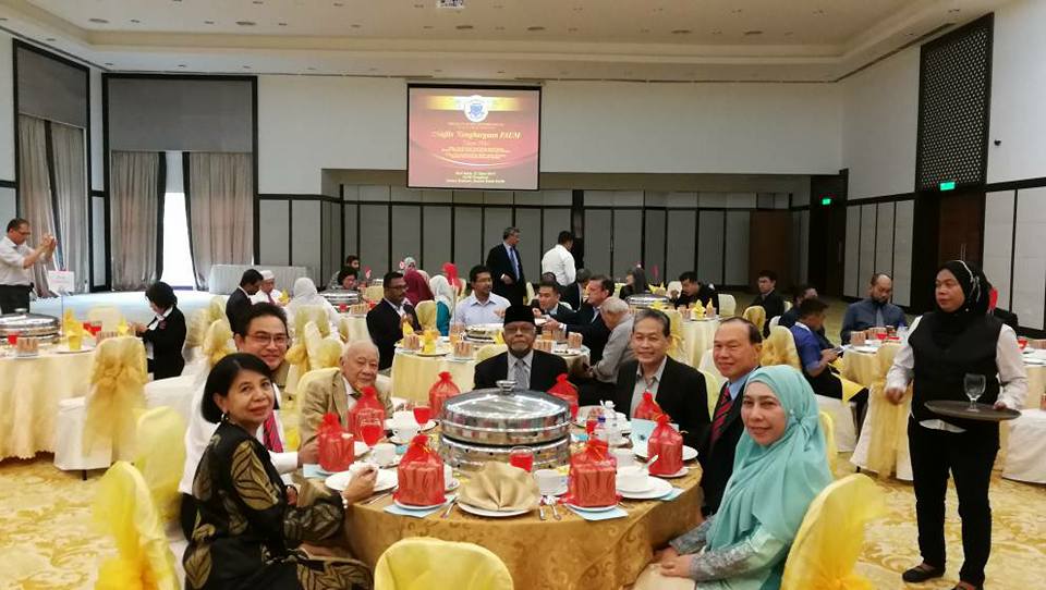 Persatuan Alumni UM (PAUM)... - Persatuan Alumni UM (PAUM)