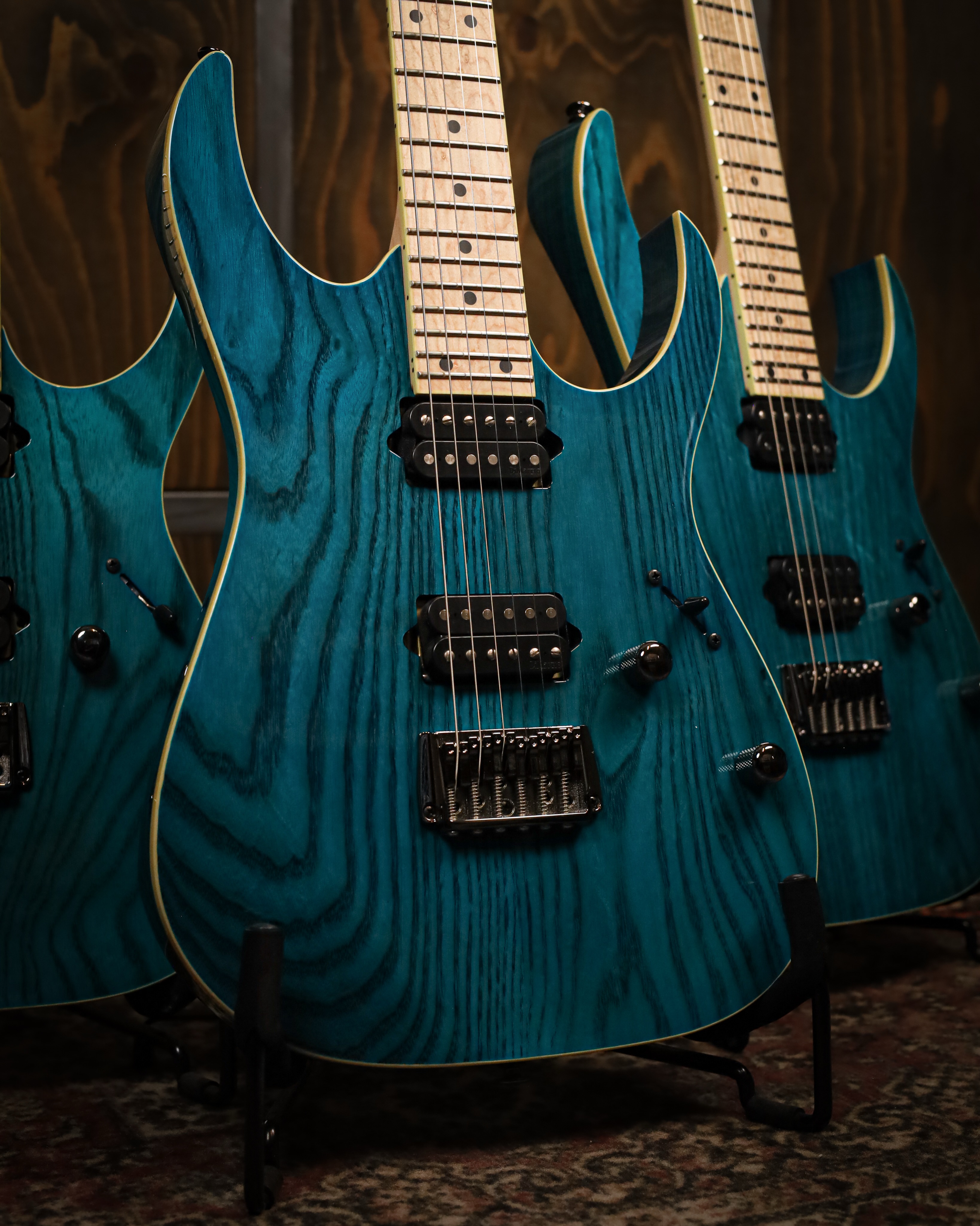The Transparent Aqua Blue finish on the Ibanez Prestige RG652AHMFX