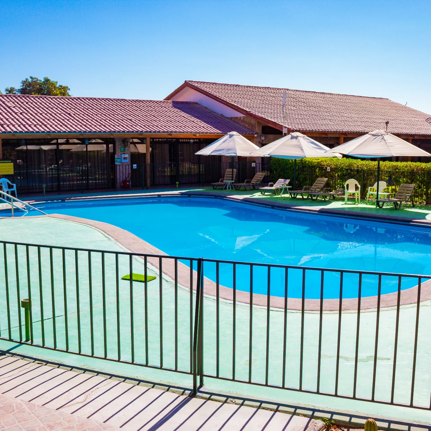 Resort - ¿Por qué esperar tanto por un descanso único en el Oasis de ...