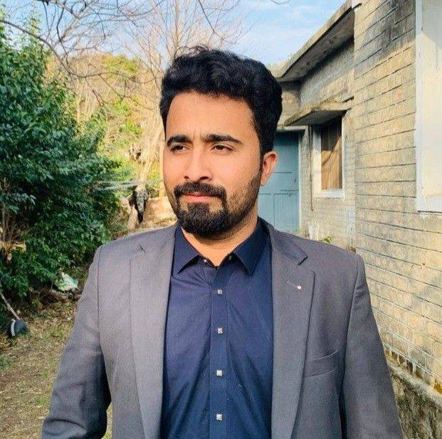 Mr Nomy Khan