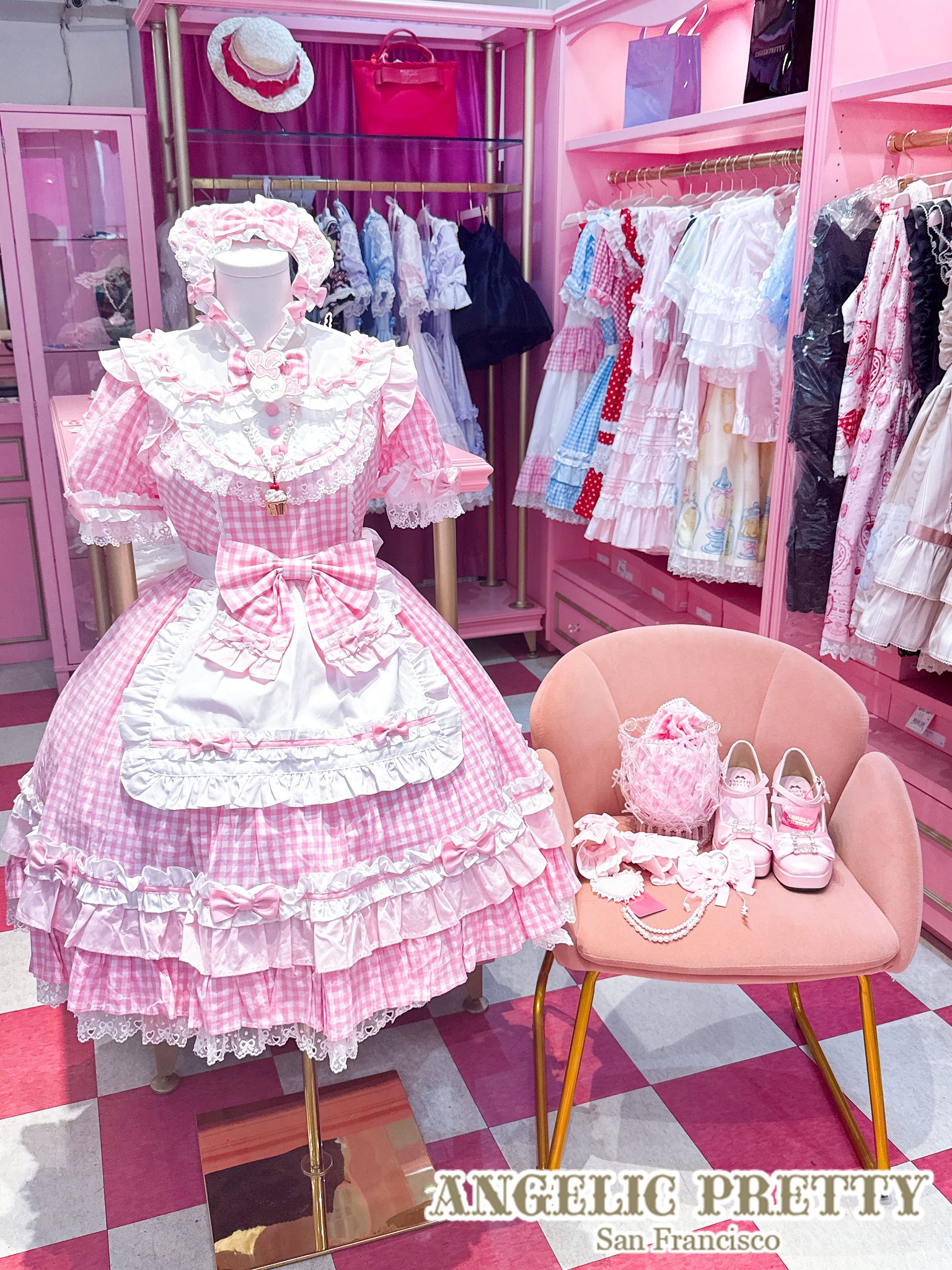 Angelic - Hello~everyone^^ Today's coordinate is the Sweetie