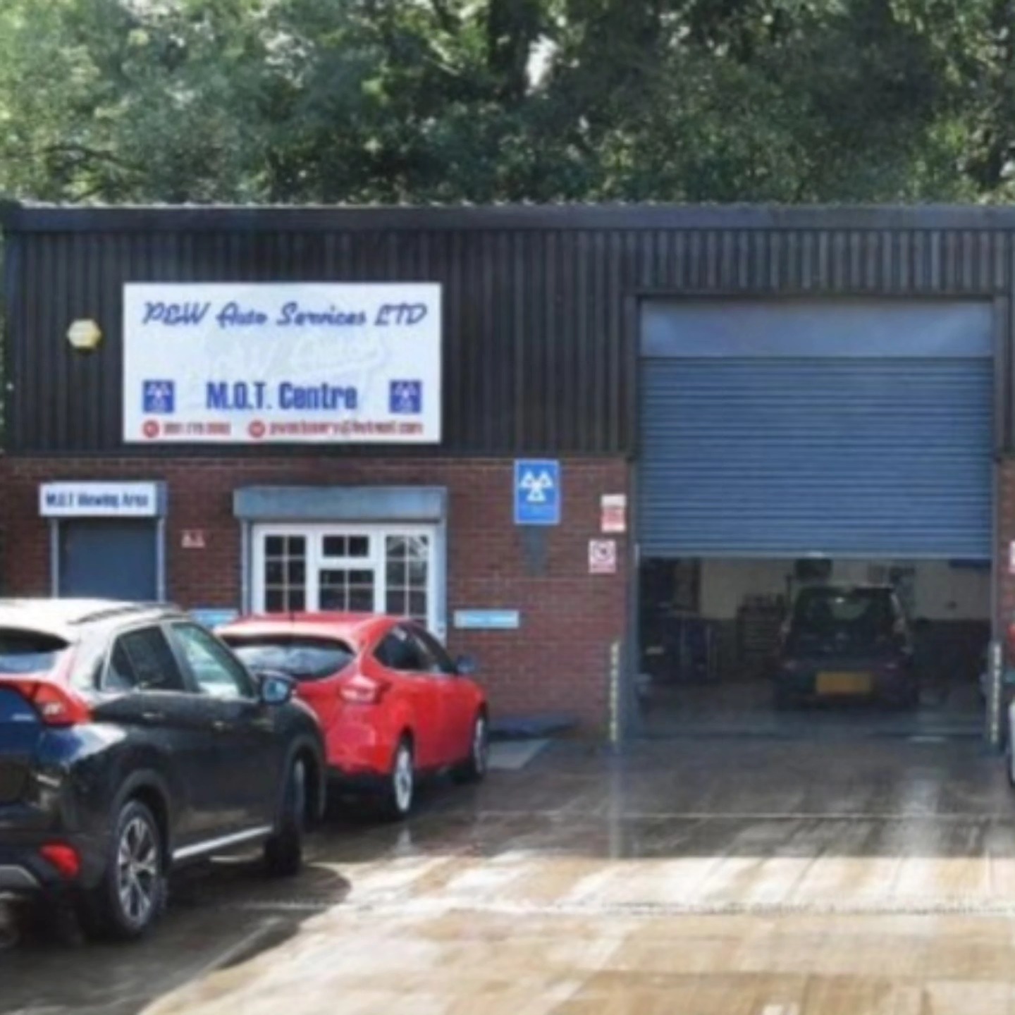 P & W Auto Services Ltd | Manchester