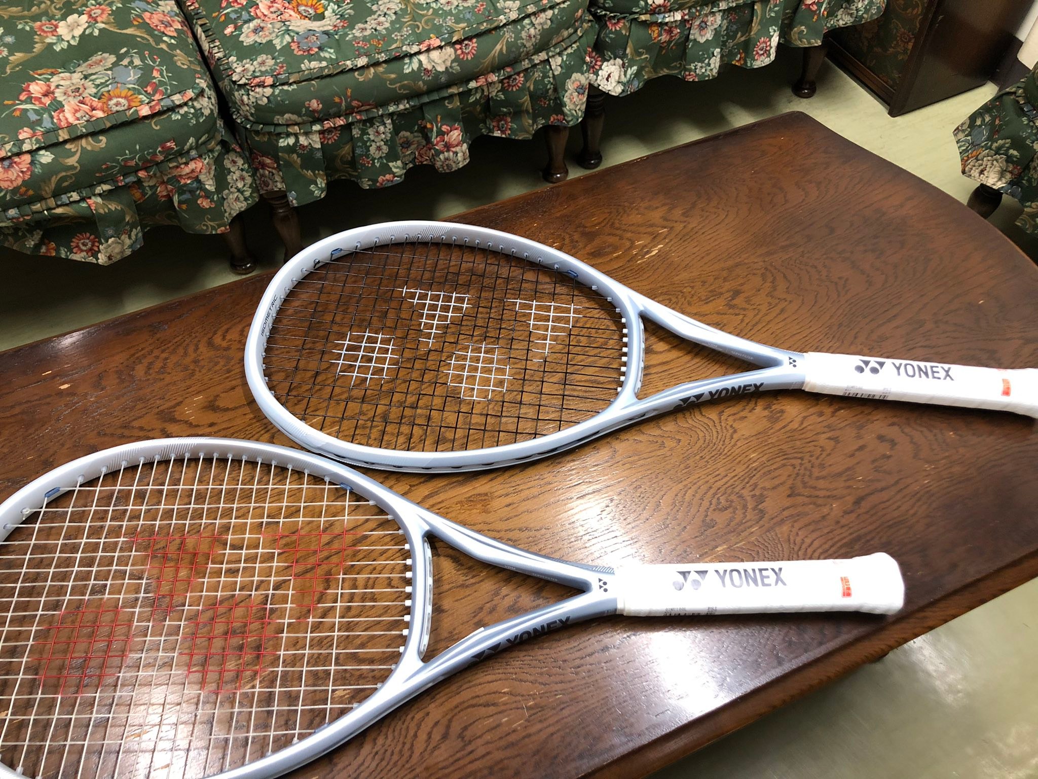 ヨネックスミューズ yonex ラケット tennis ヨネックス YONEX 硬式