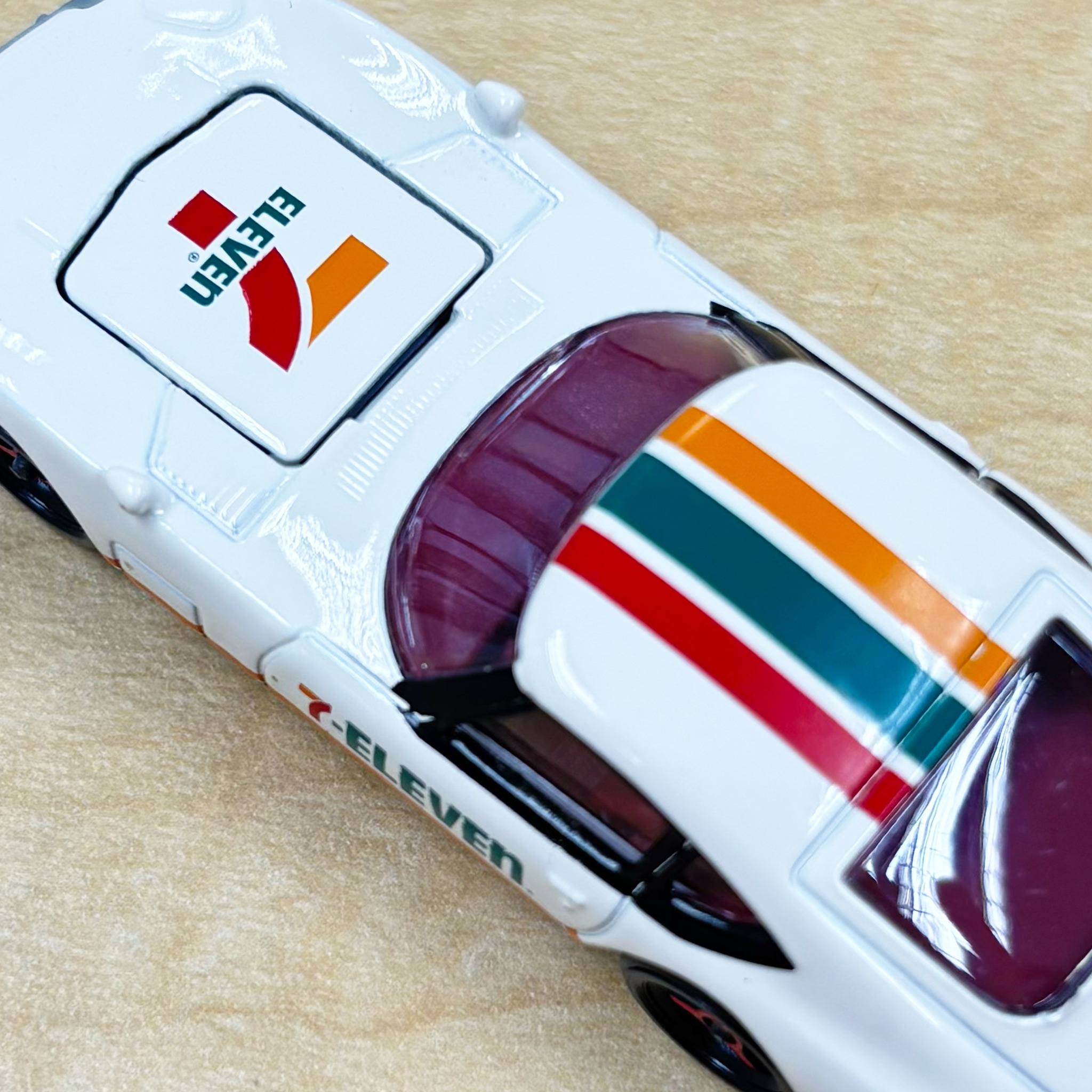 ปักหมุดความเท่ระดับตำนาน! Majorette x 7-Eleven Toyota 2000GT