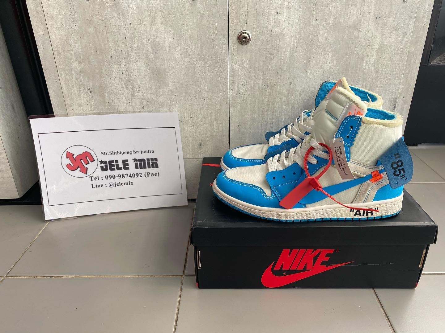 มือ 2 Nike Air Jordan 1 x Off-White UNC Size 9.5us / 43eu / 27.5cm 