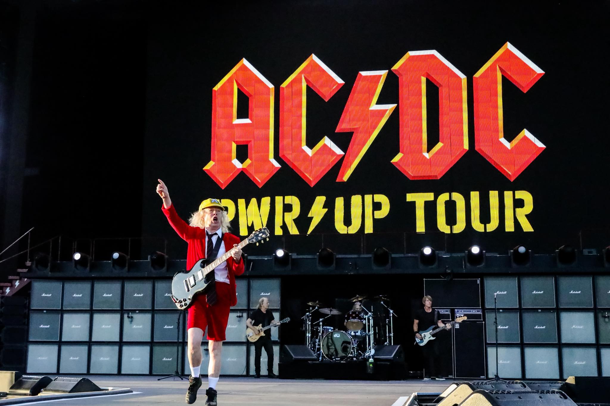 AC/DC (@acdc) • Facebook