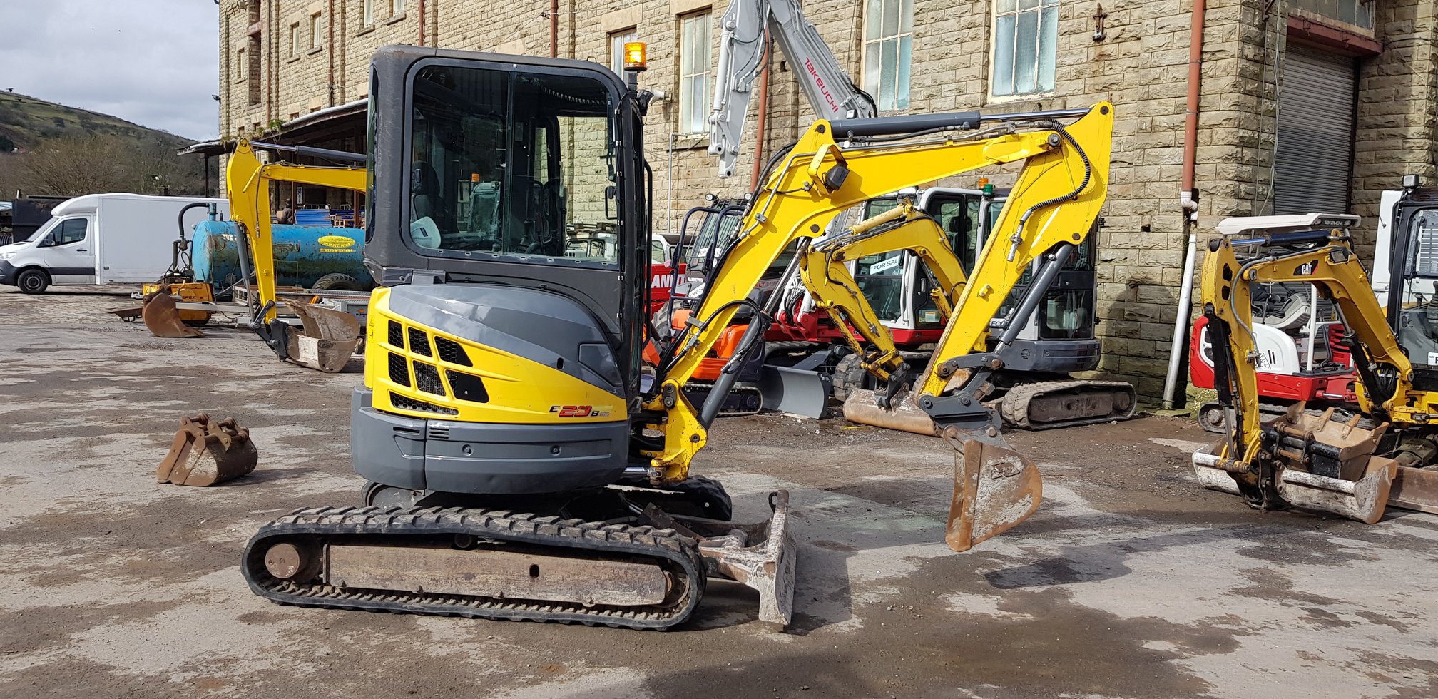 New Holland E29 2.9 Tonne Excavator Good Straight Machine c/w 2