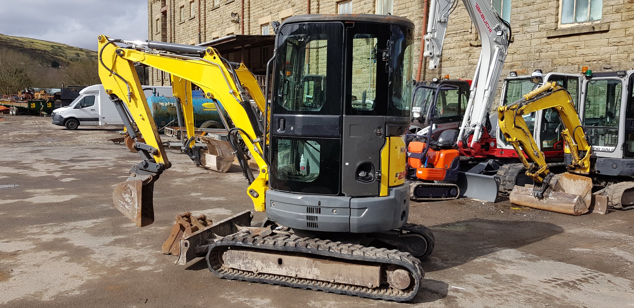 New Holland E29 2.9 Tonne Excavator Good Straight Machine c/w 2