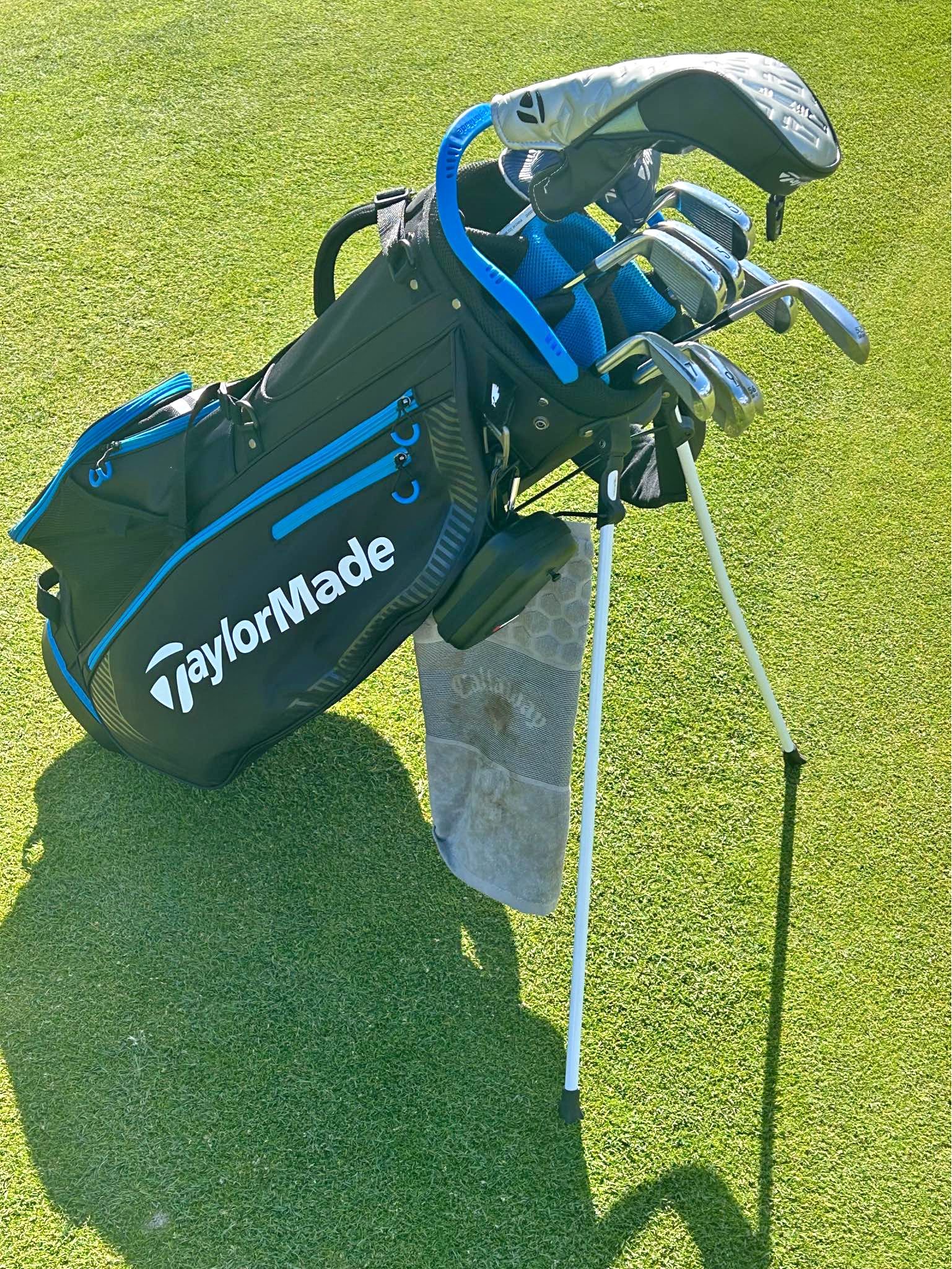 Taylormade TM23 Pro Stand Bag Black / Blue K2026 - Golf Bags - Pakenham ...