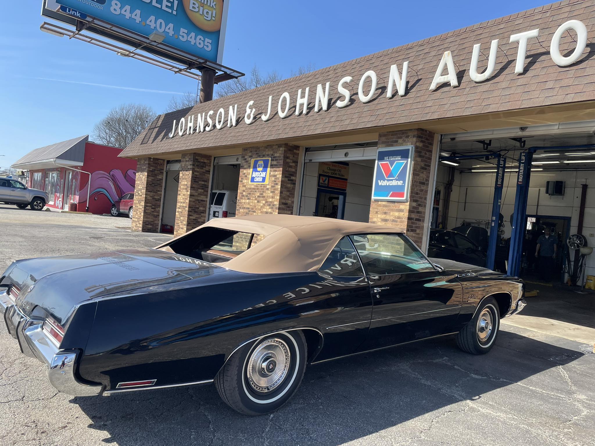Cruising into the weekend with this classic ? The 1971 Buick 