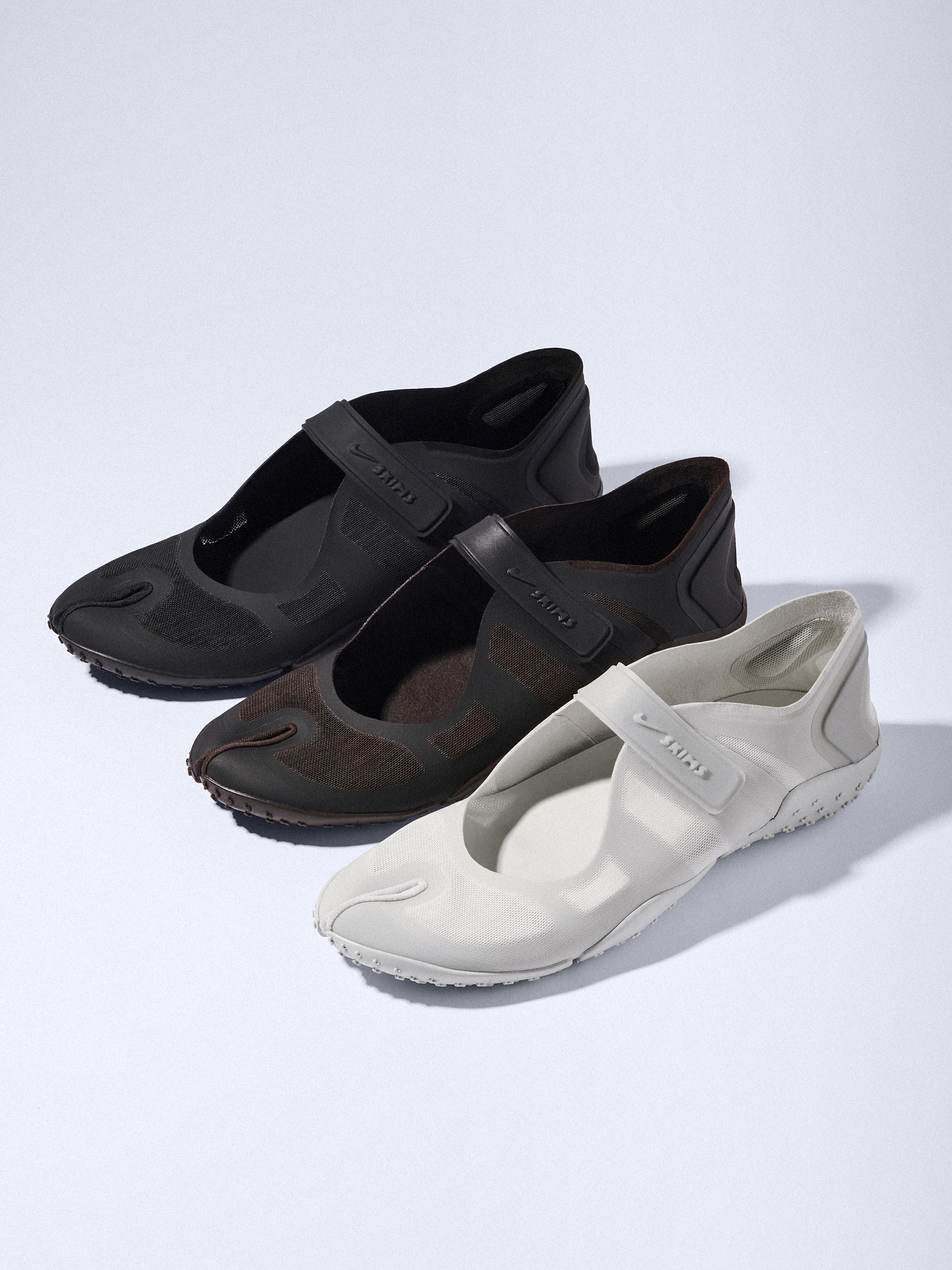 The sold-out NikeSKIMS Rift Mesh returns. Our iconic split-toe