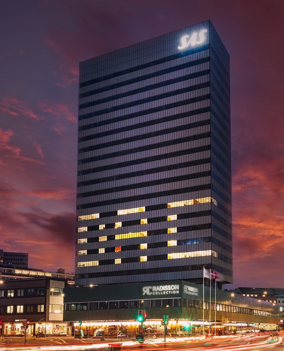 One of Arne Jacobsen’s most iconic... - Radisson Collection