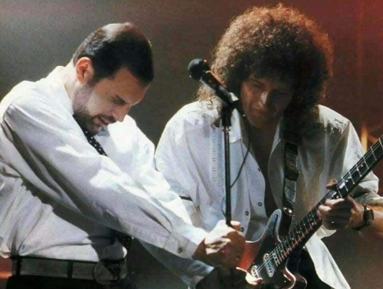 ON THIS DAY In Queen History - 2 MAY In 1989 Queen released their 